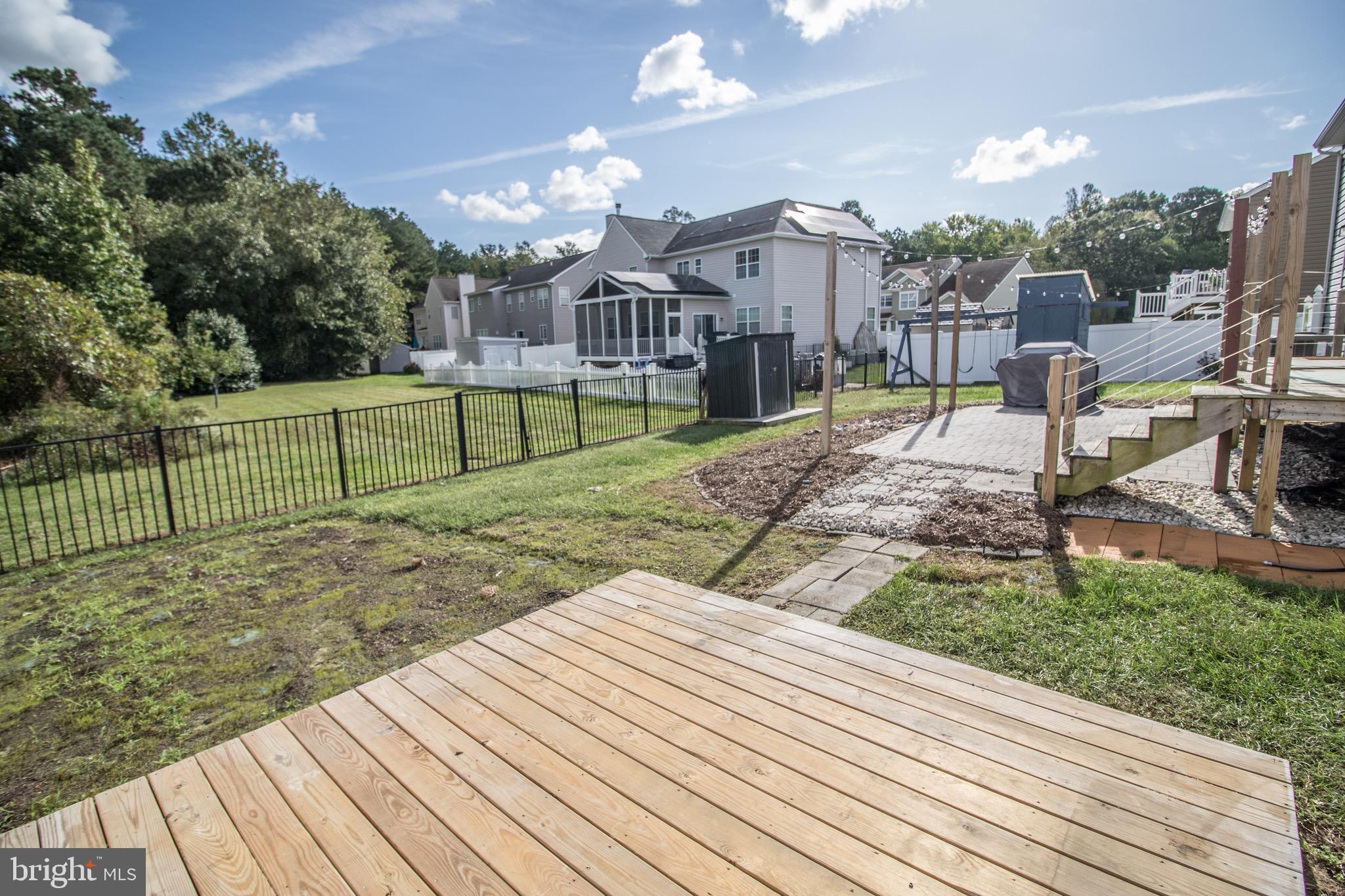 ELIZABETH HILLS PHASE 1 - Residential