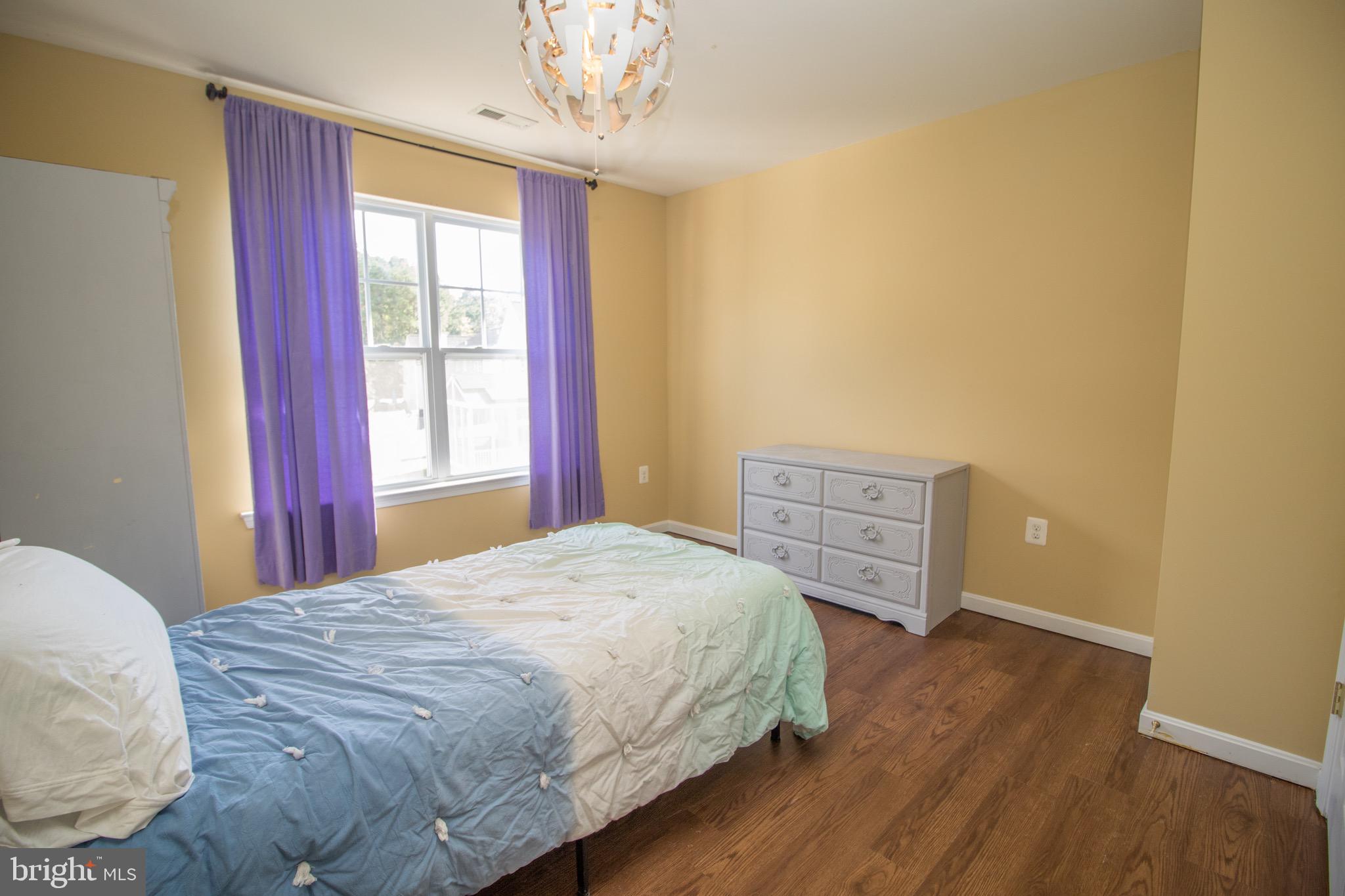 ELIZABETH HILLS PHASE 1 - Residential