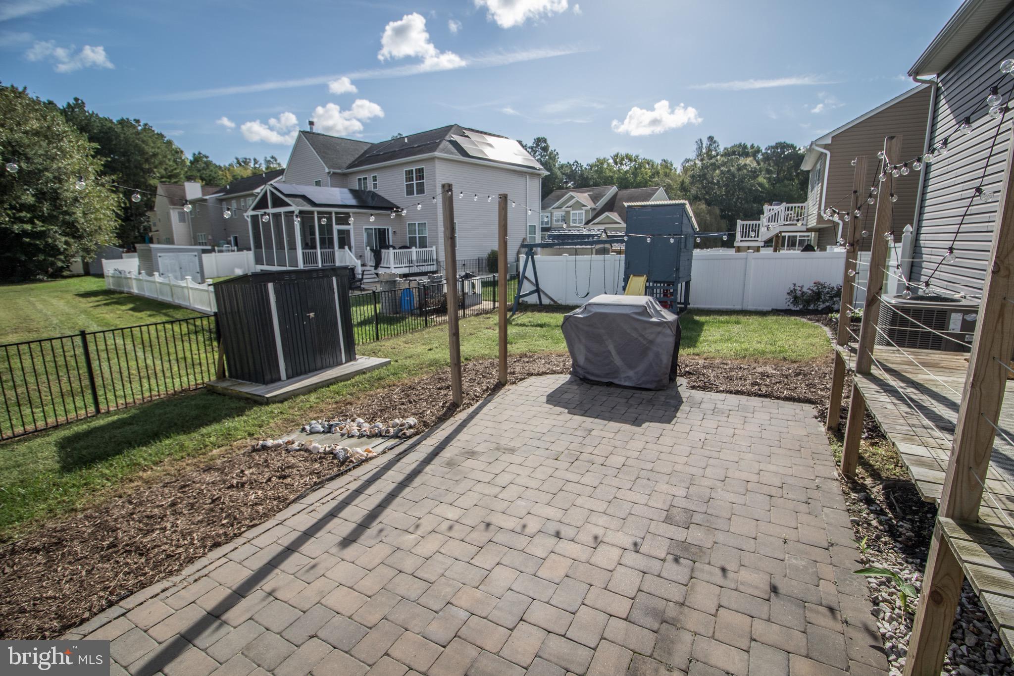 ELIZABETH HILLS PHASE 1 - Residential