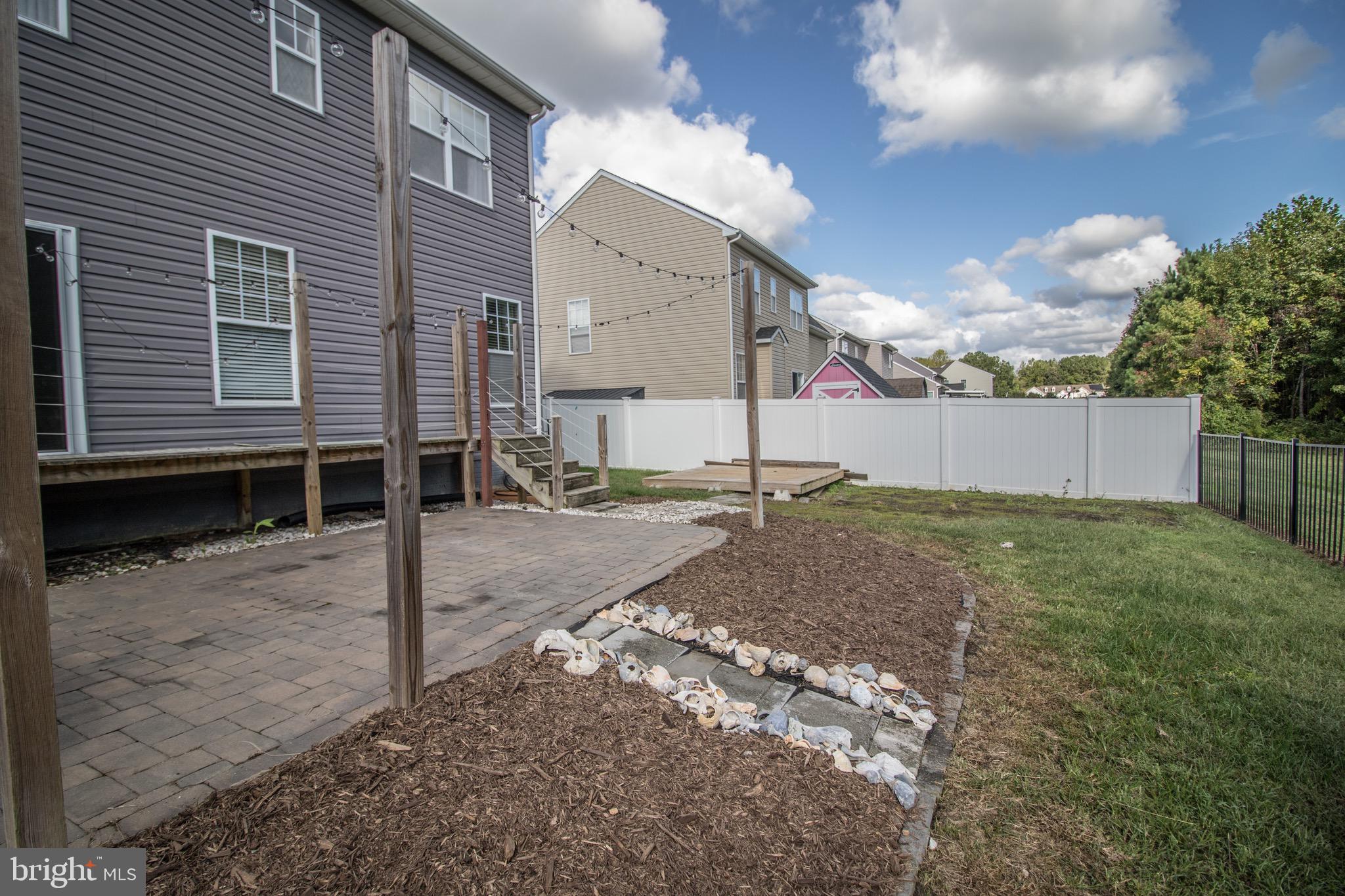 ELIZABETH HILLS PHASE 1 - Residential