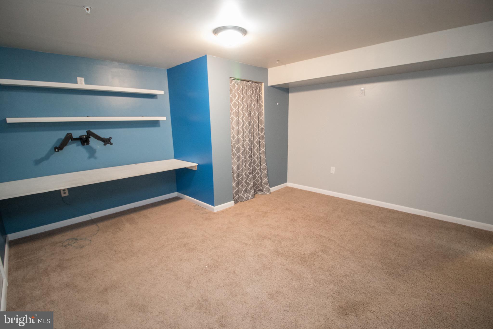 ELIZABETH HILLS PHASE 1 - Residential