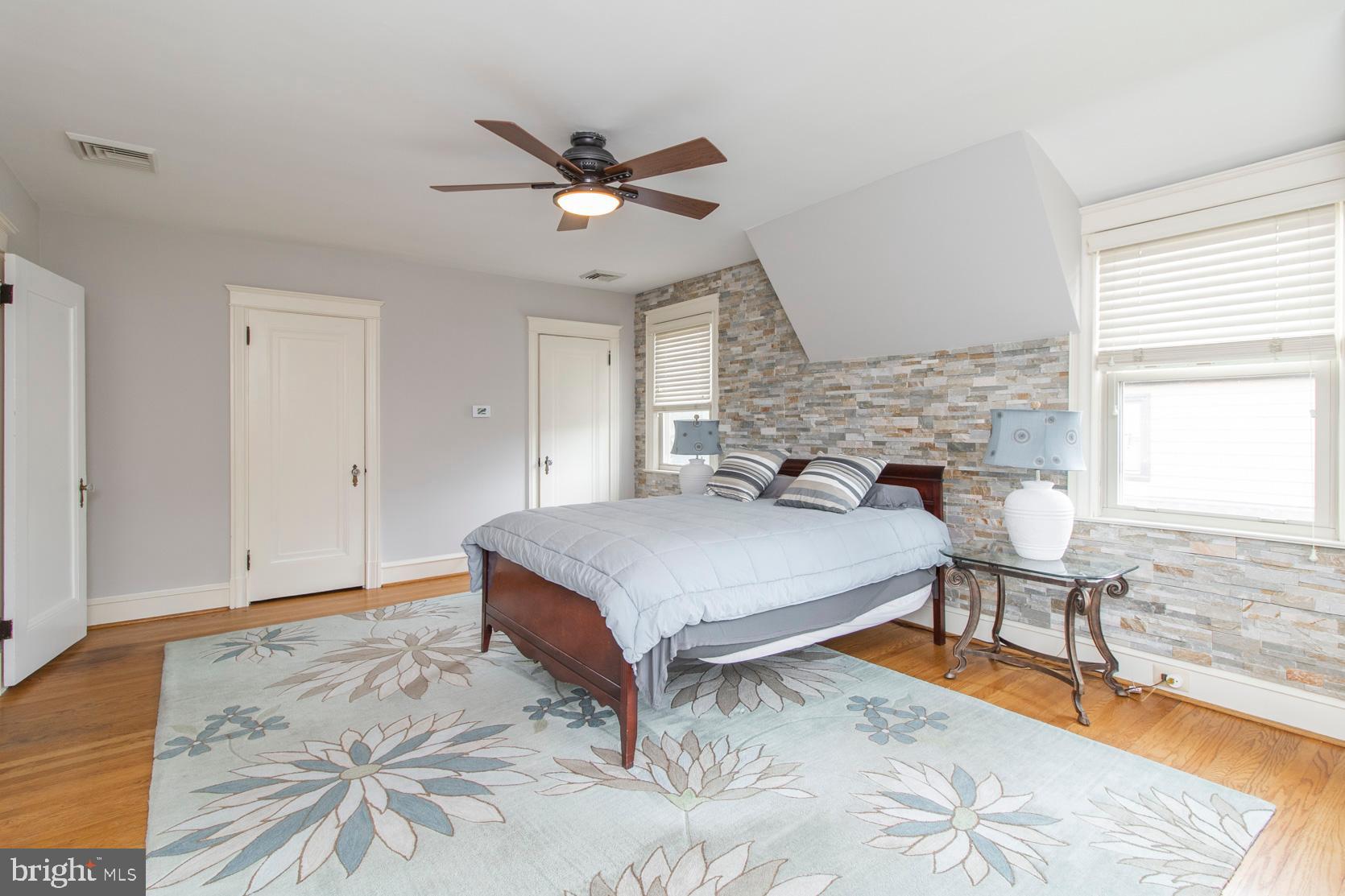 ARONIMINK - Residential