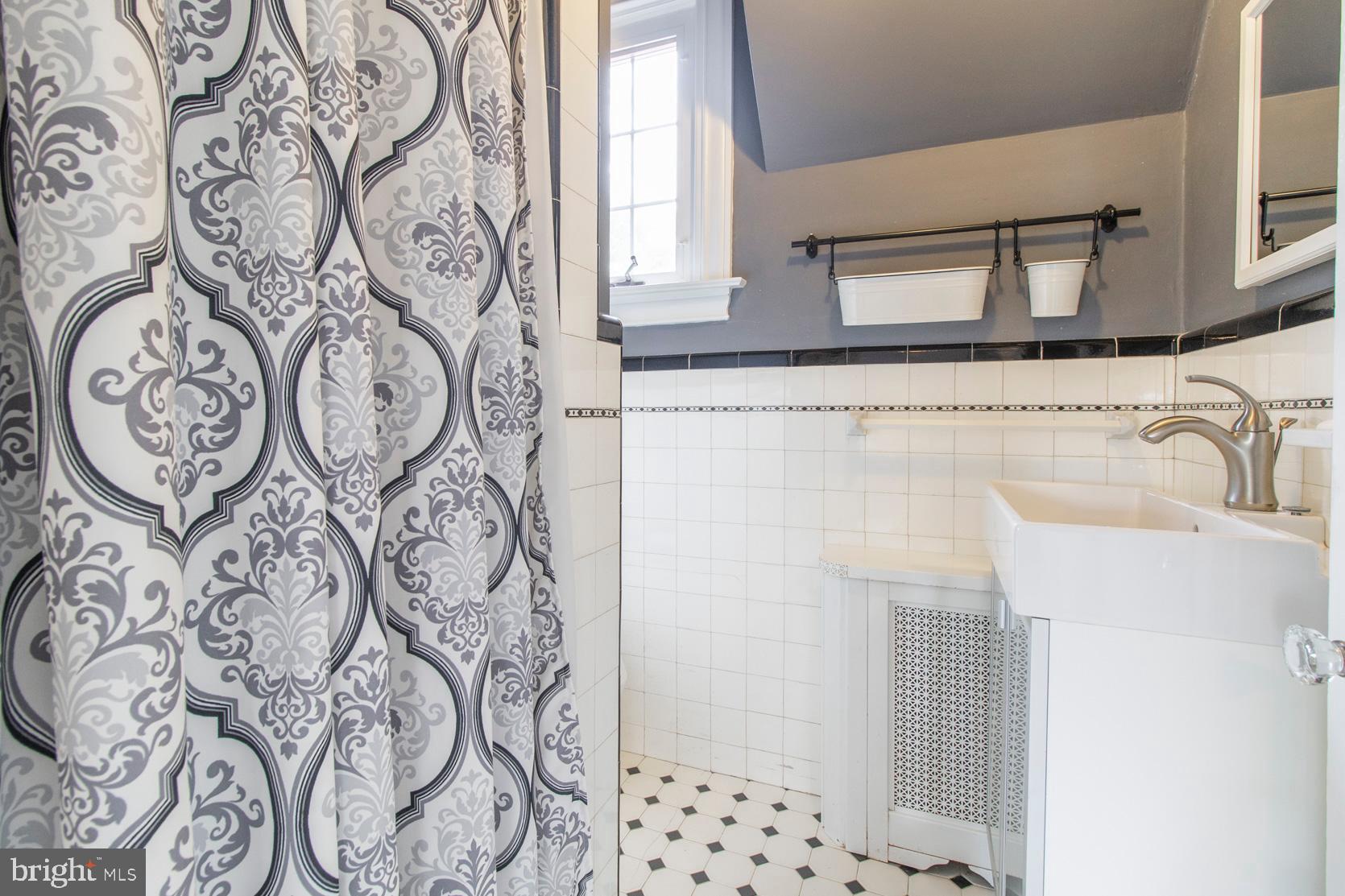 ARONIMINK - Residential