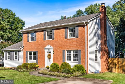 5621 CORNISH WAY ALEXANDRIA VA 22315