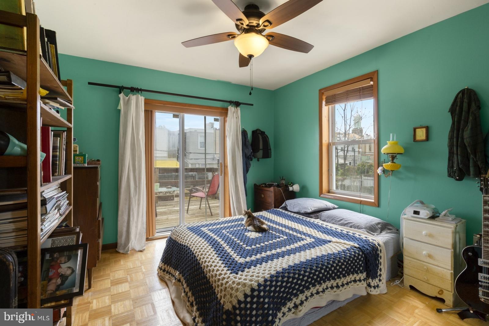 PORT RICHMOND - Residential Lease