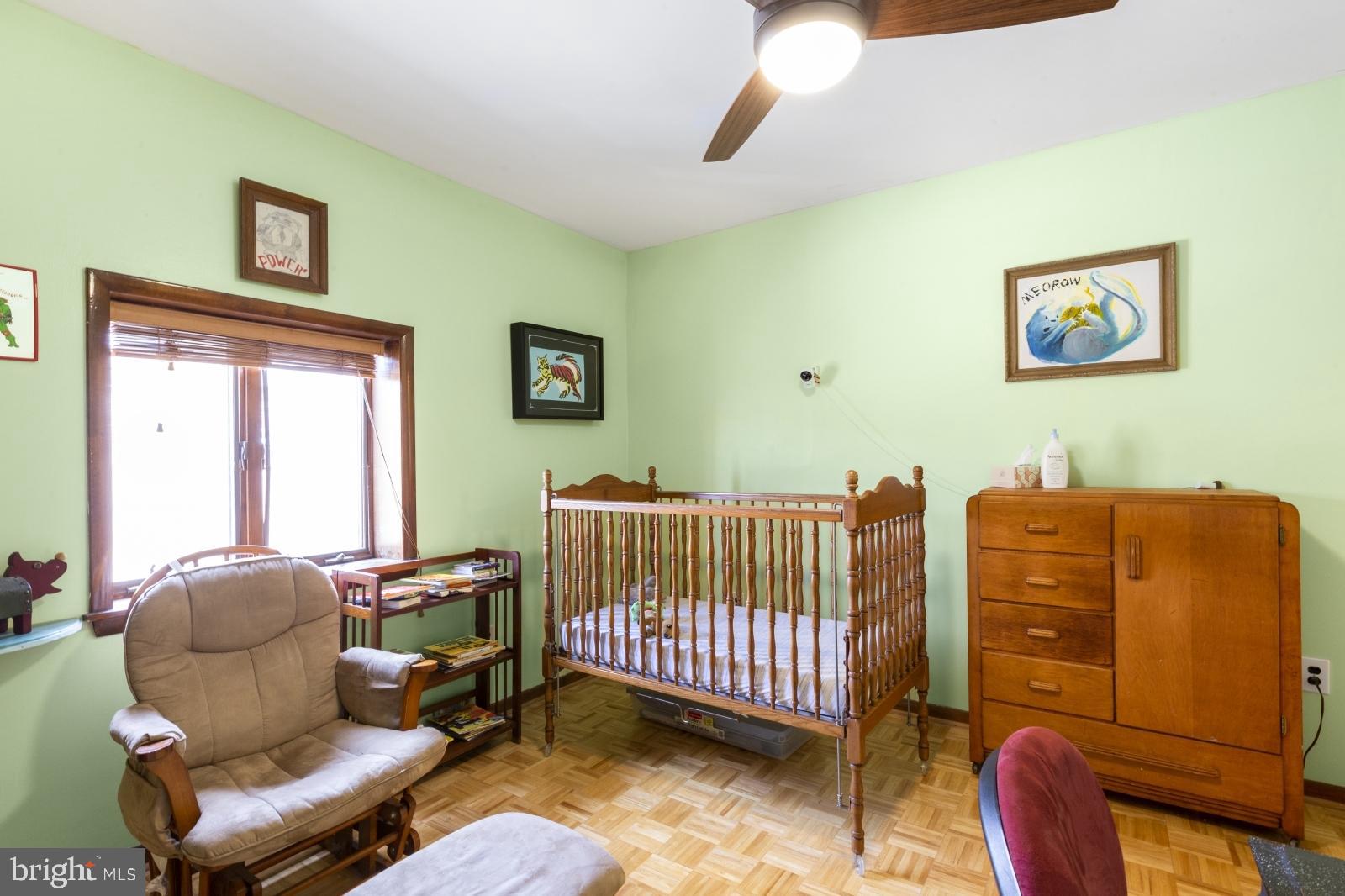 PORT RICHMOND - Residential Lease