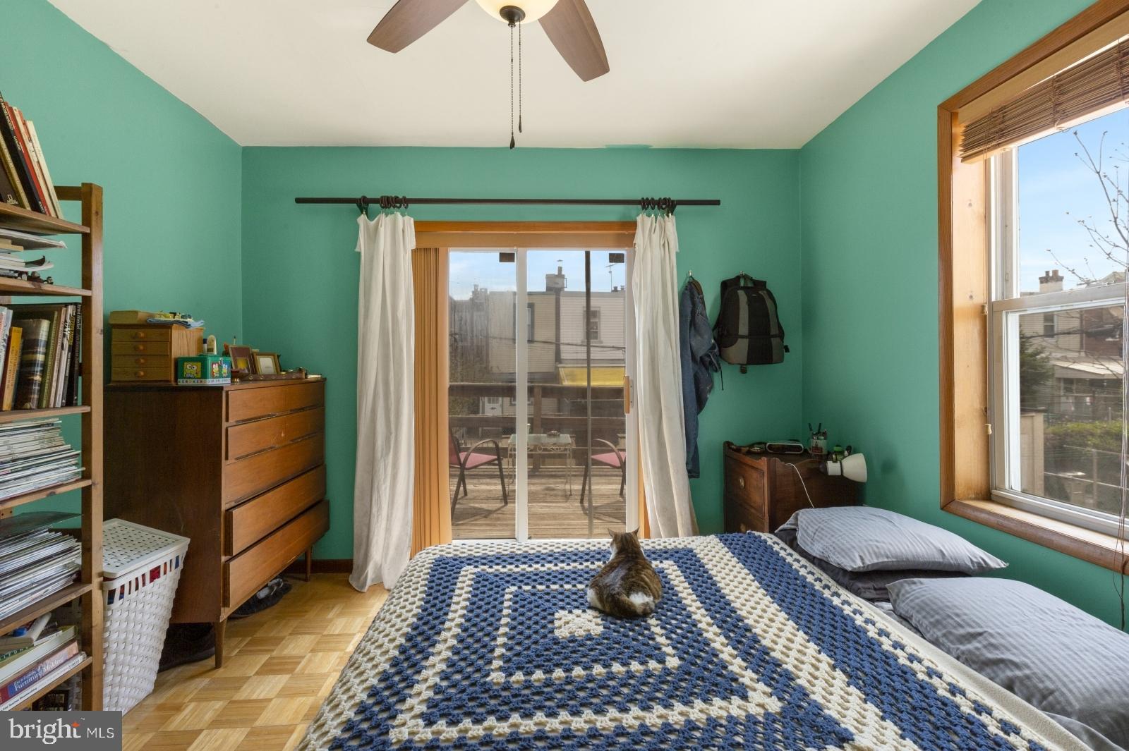 PORT RICHMOND - Residential Lease