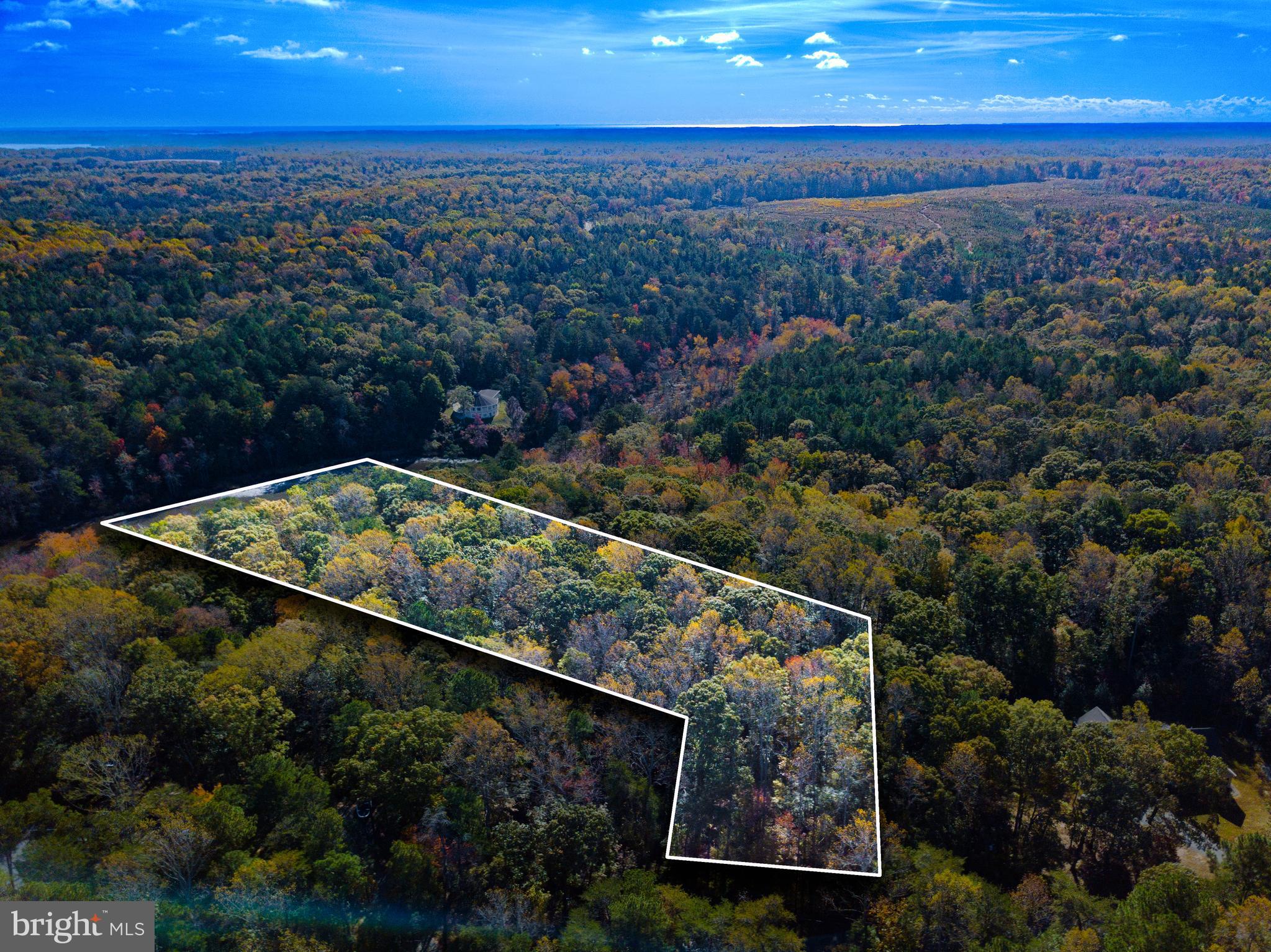 KNIGHTS LANDING - Land