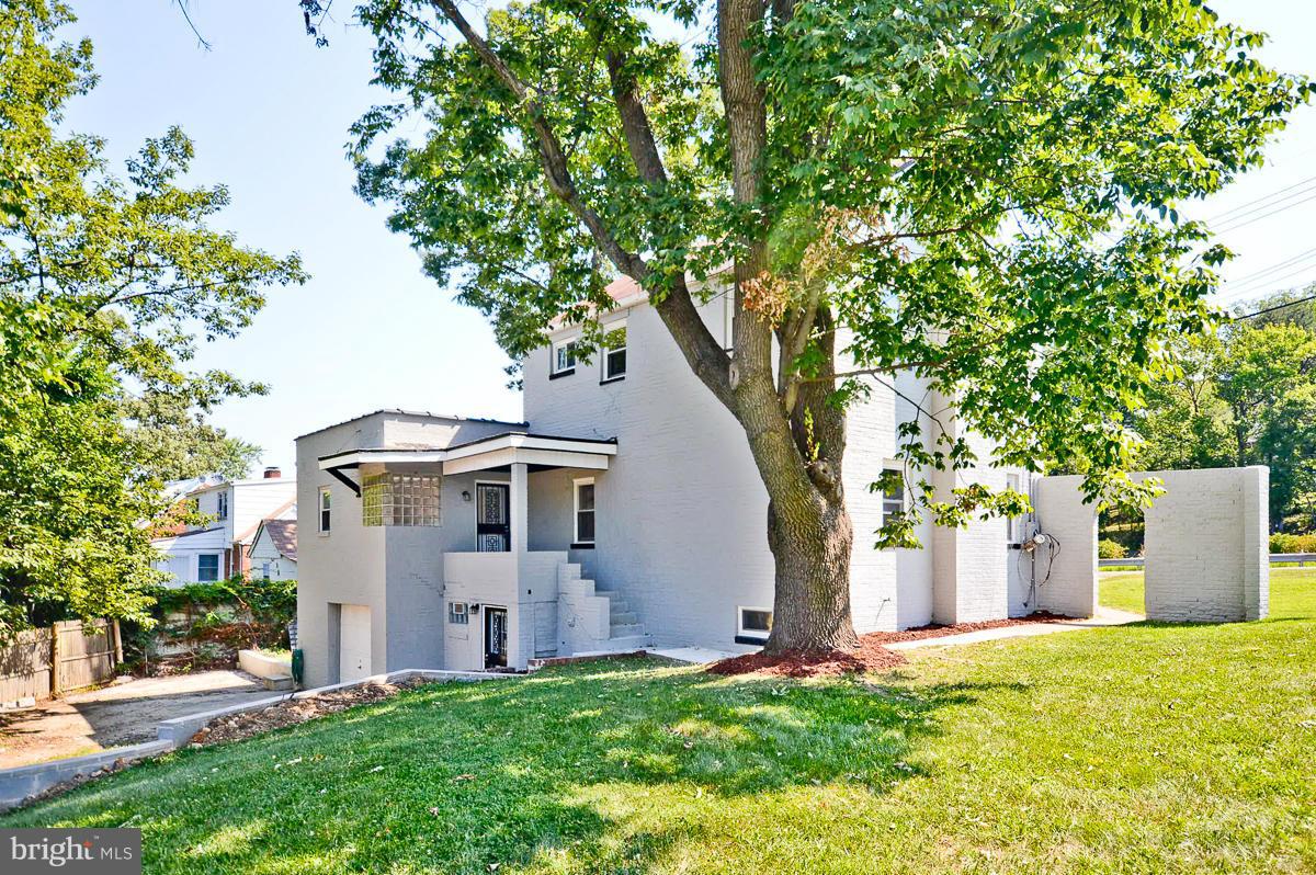 FOREST HEIGHTS - Residential