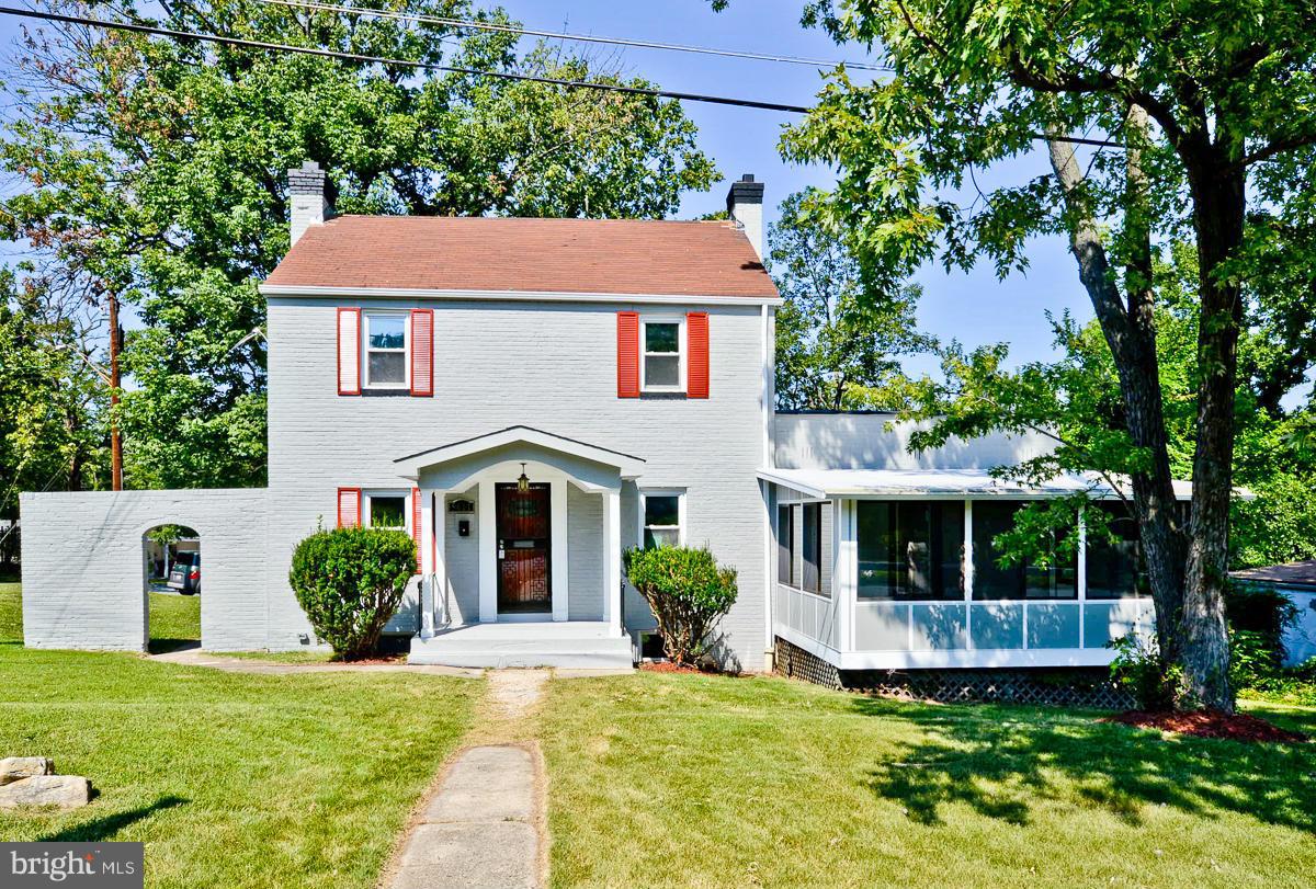 FOREST HEIGHTS - Residential