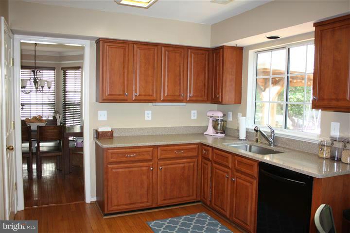 FOX CHASE - Residential