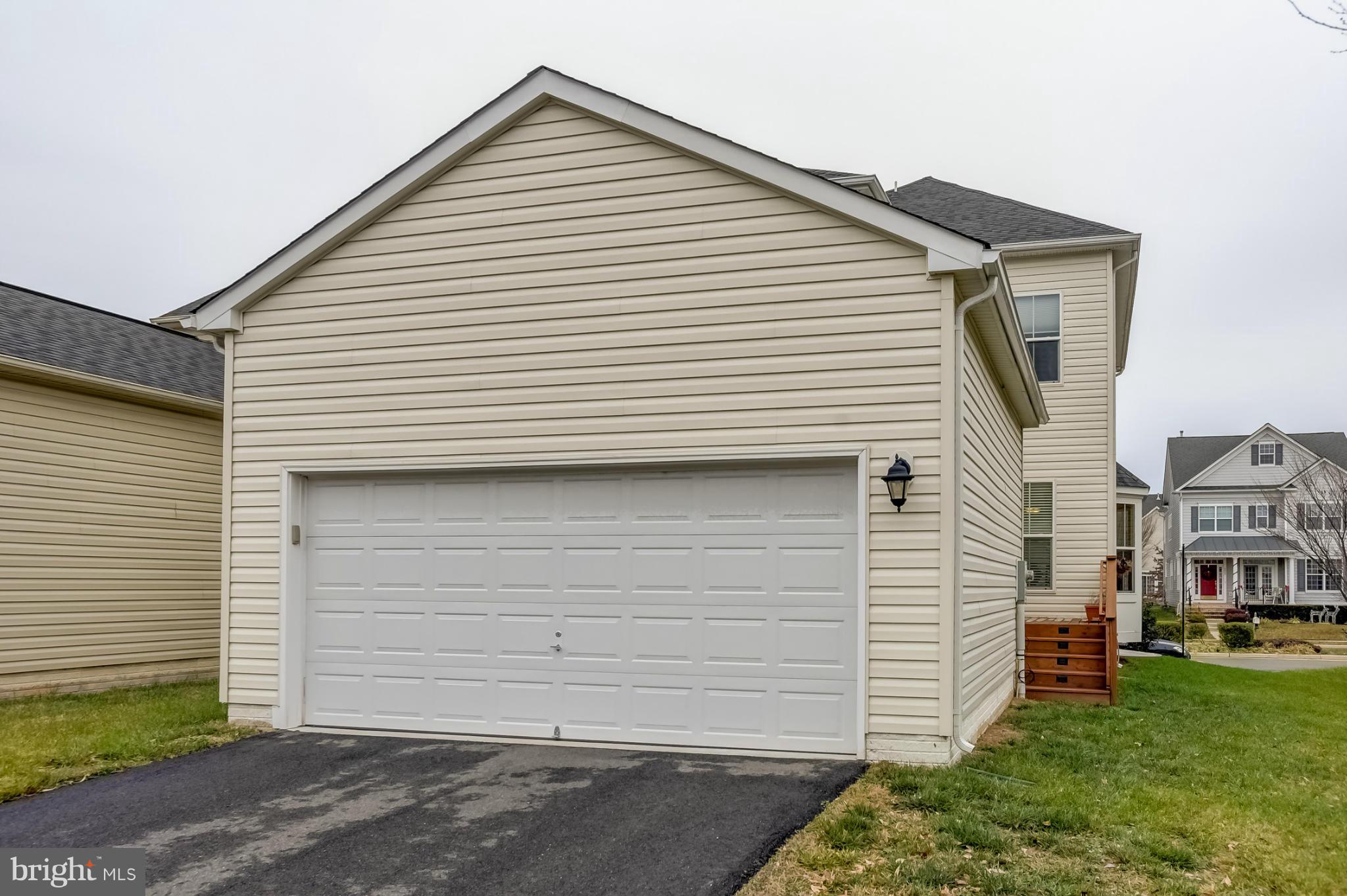 MEADOWS AT MORRIS FARM - Residential