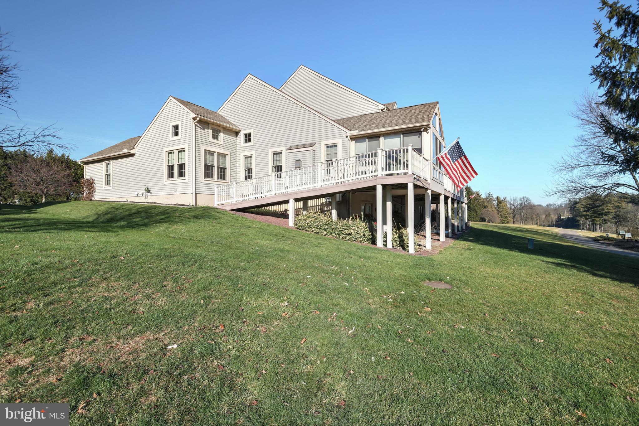 HONEY RUN CONDOS - Residential