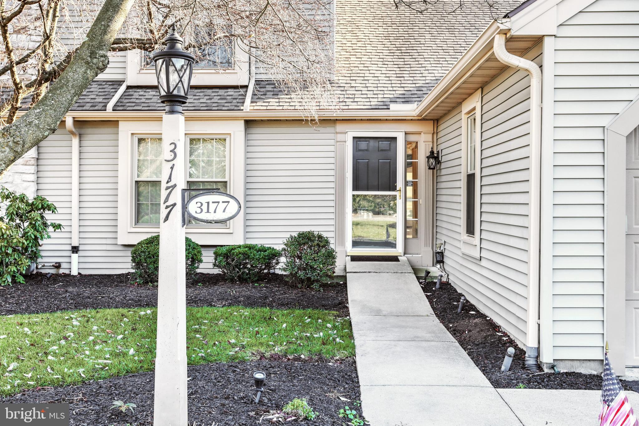 HONEY RUN CONDOS - Residential
