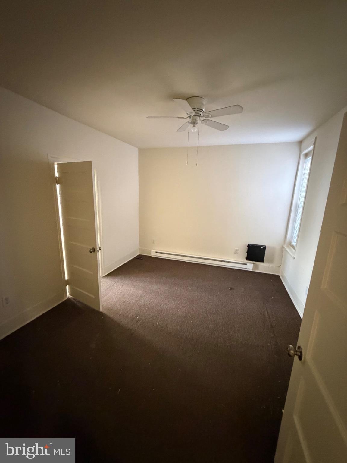 1103 LINDLEY AVENUE 2F