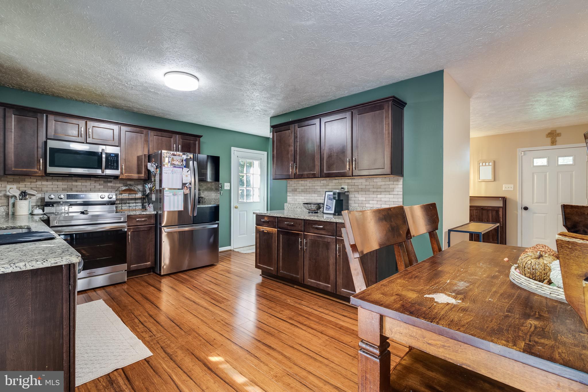 CHESAPEAKE RANCH ESTATES - Residential Lease