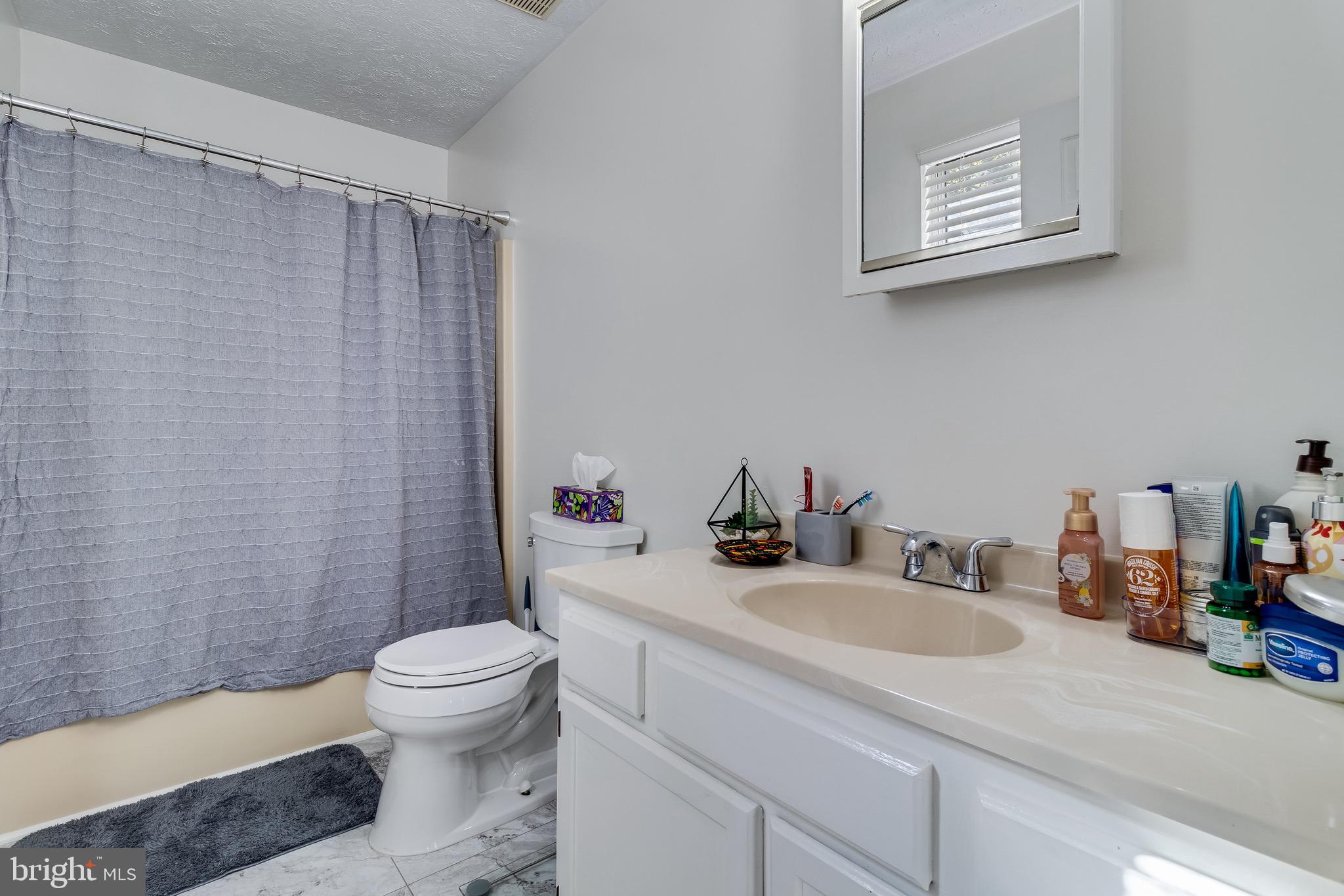 CHESAPEAKE RANCH ESTATES - Residential Lease