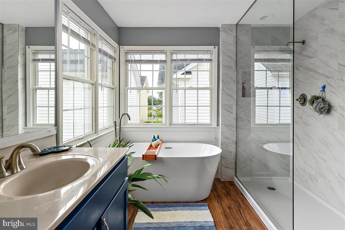 THE LANDINGS - Residential