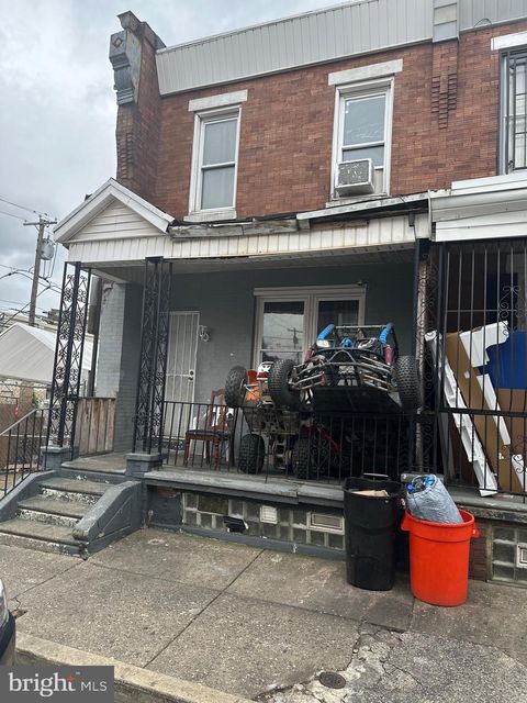 Townhouse For Sale - 762 E Madison Street<br/> PHILADELPHIA, PA 19134