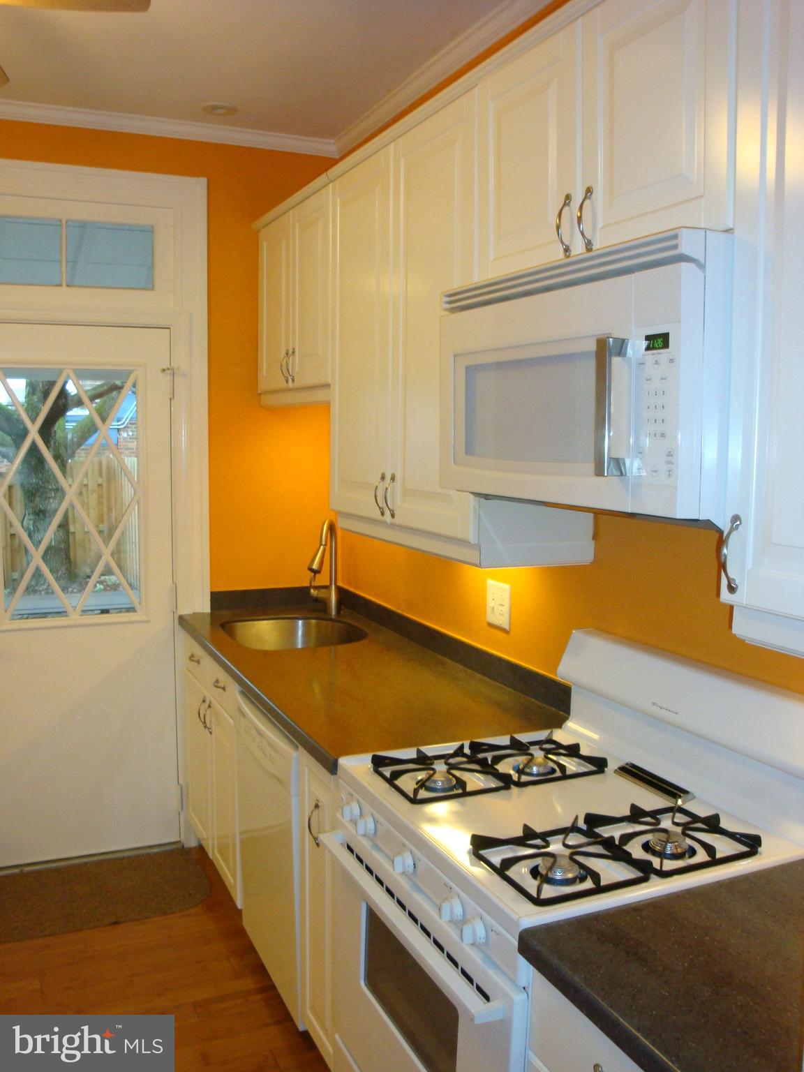 WOODBERRY - Residential Lease