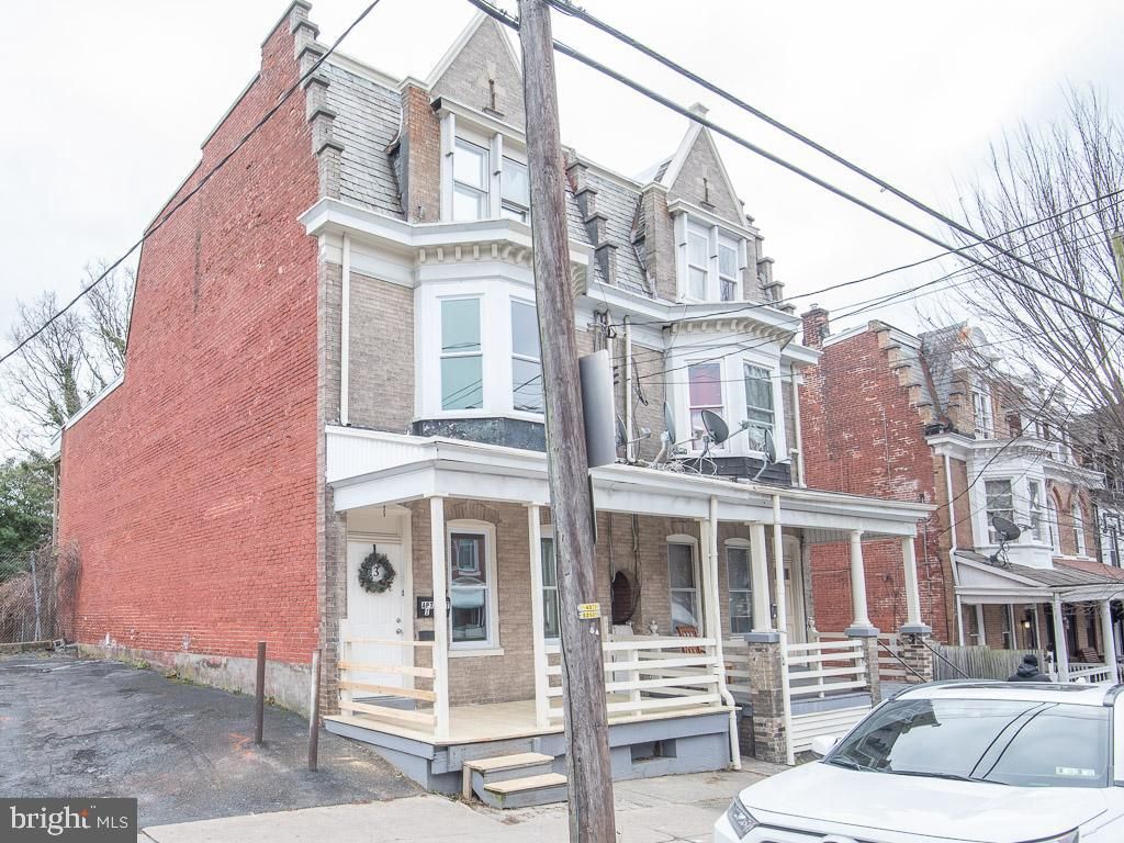 Photo of 13 S ANN ST, LANCASTER, PA 17602 (MLS # PALA2029756)