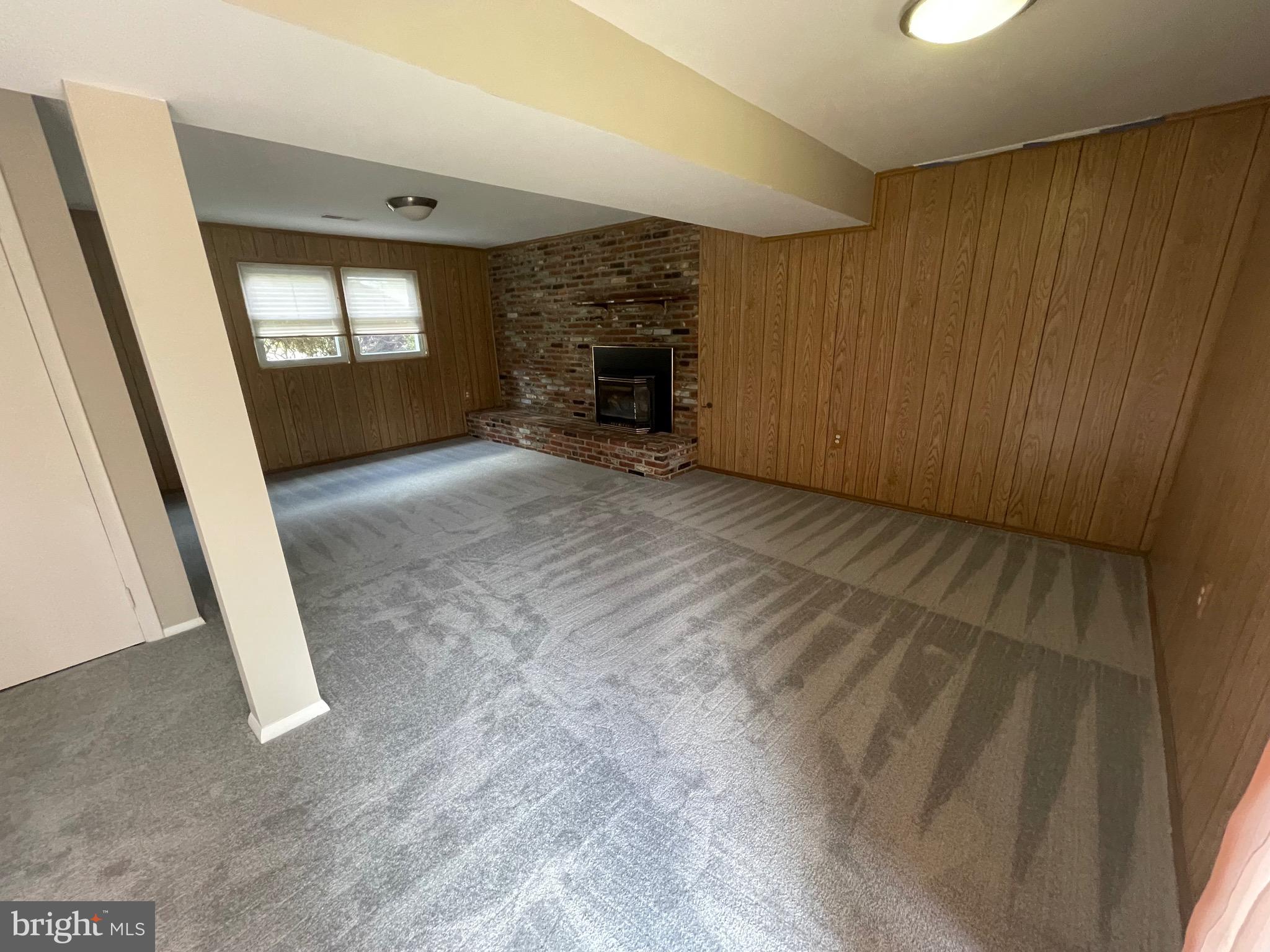 ASHFORD - Residential Lease