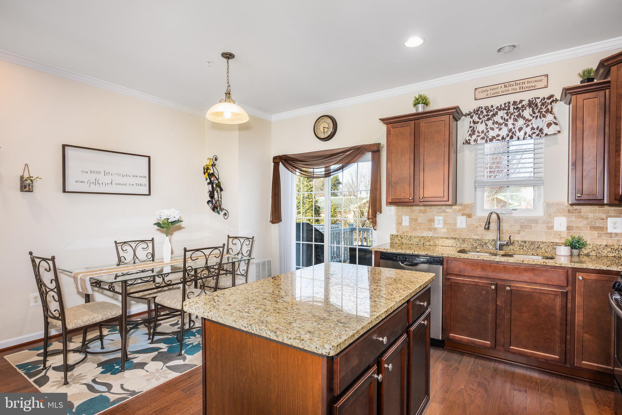 THE POINTE AT TANYARD SPRINGS - Residential