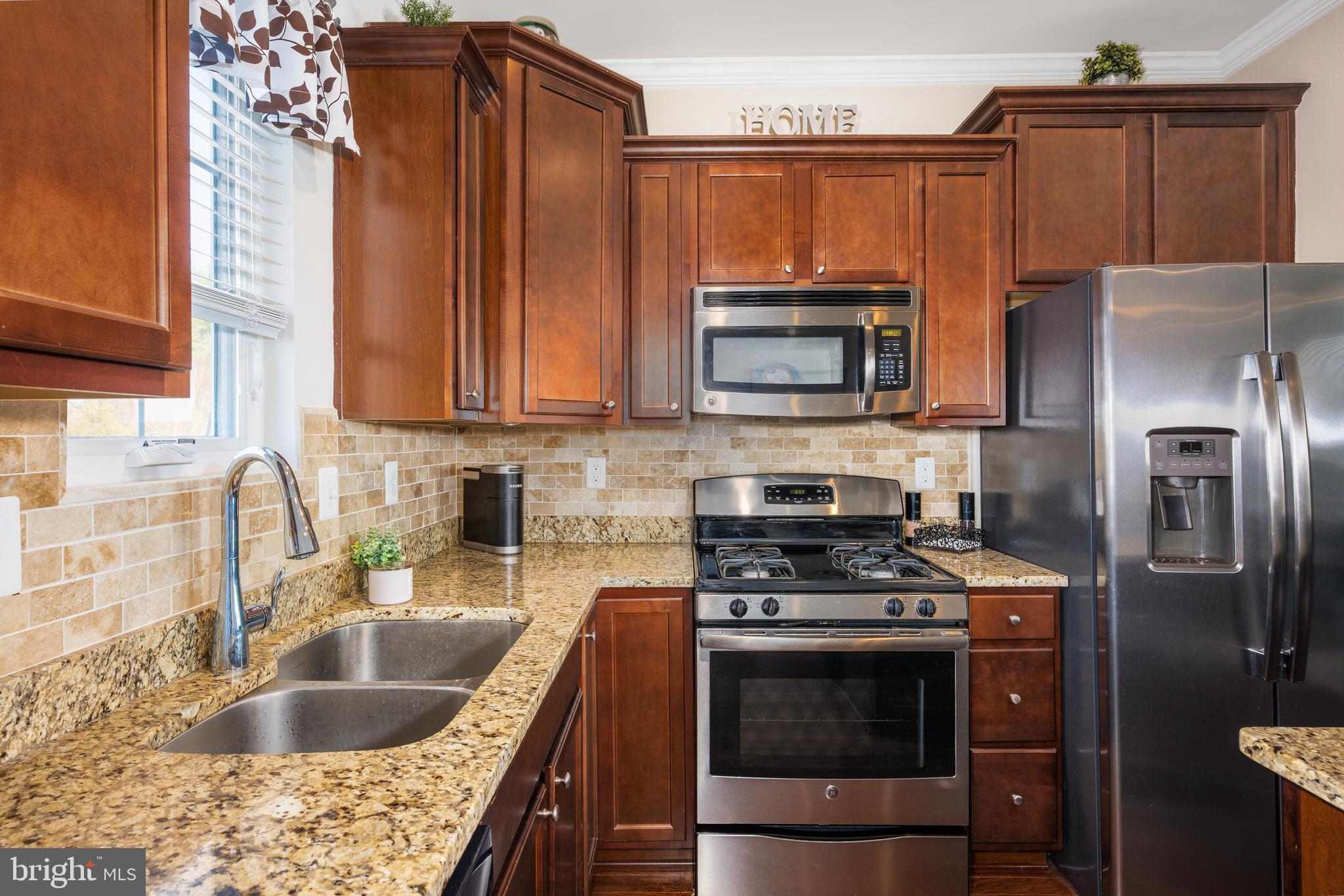 THE POINTE AT TANYARD SPRINGS - Residential