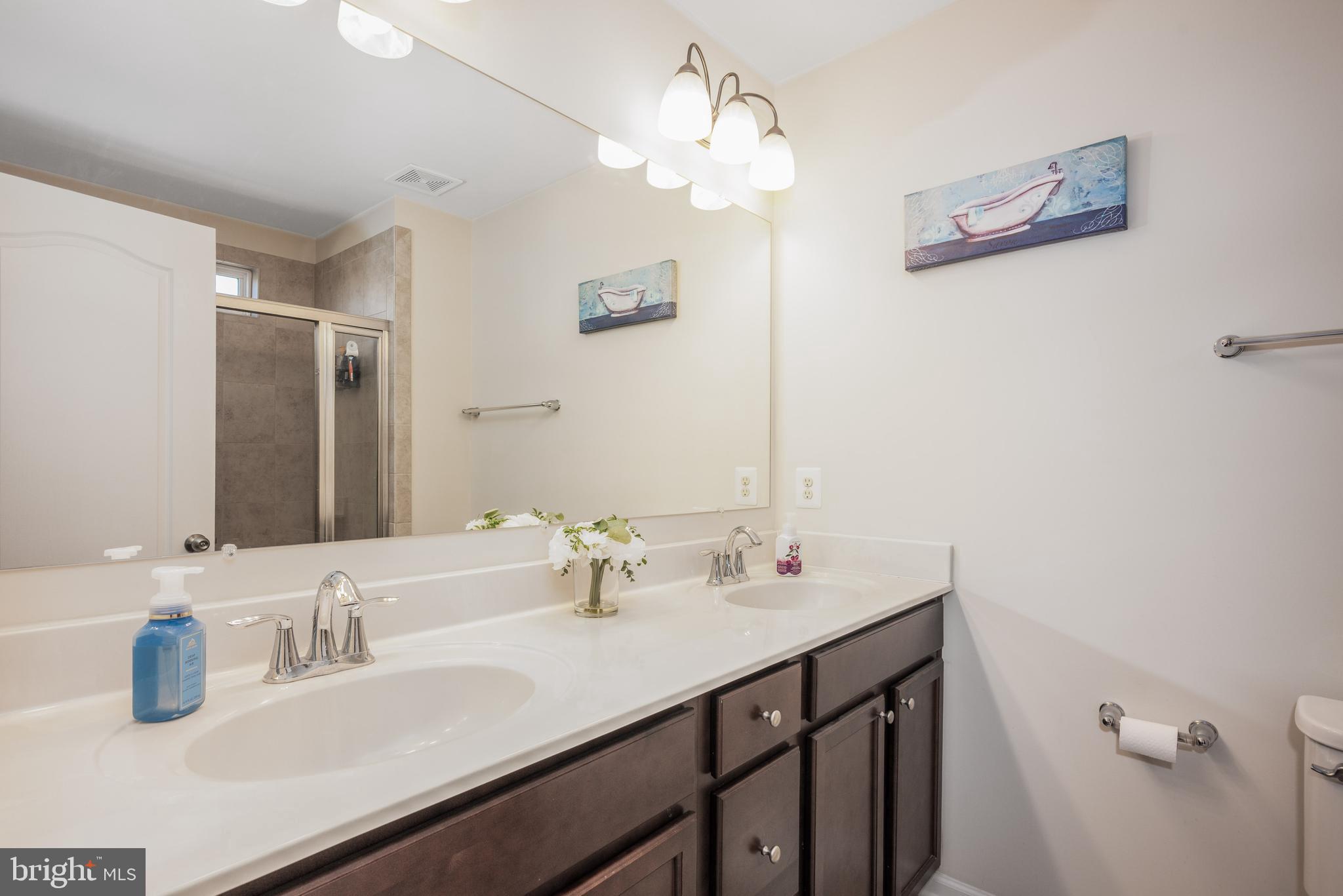 THE POINTE AT TANYARD SPRINGS - Residential