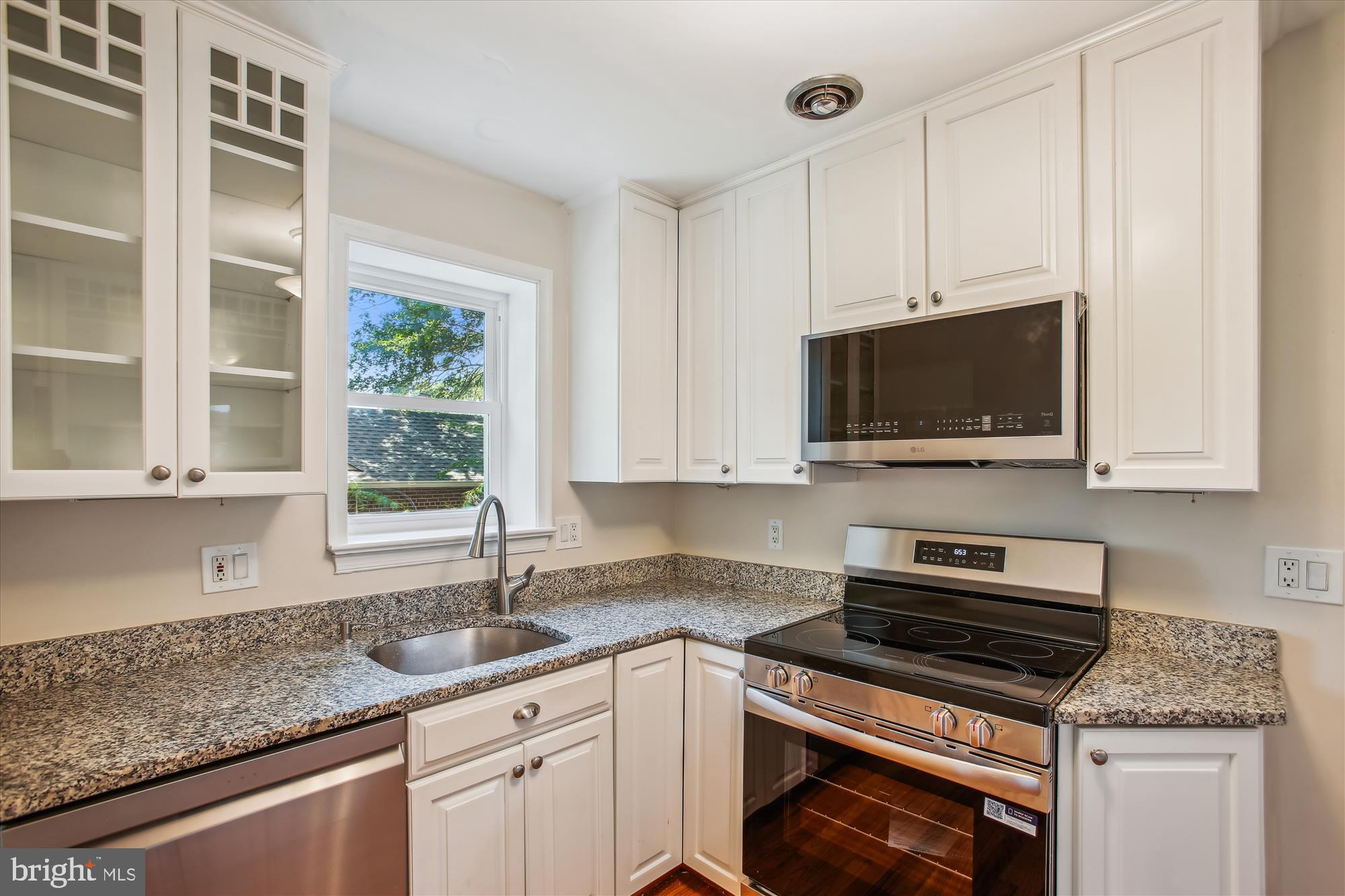 SPRINGFIELD - Residential