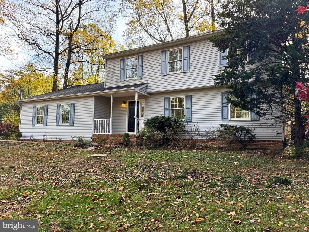 Photo of 200 Mountain Road, LEWISBERRY, PA 17339 (MLS # PAYK2092974)