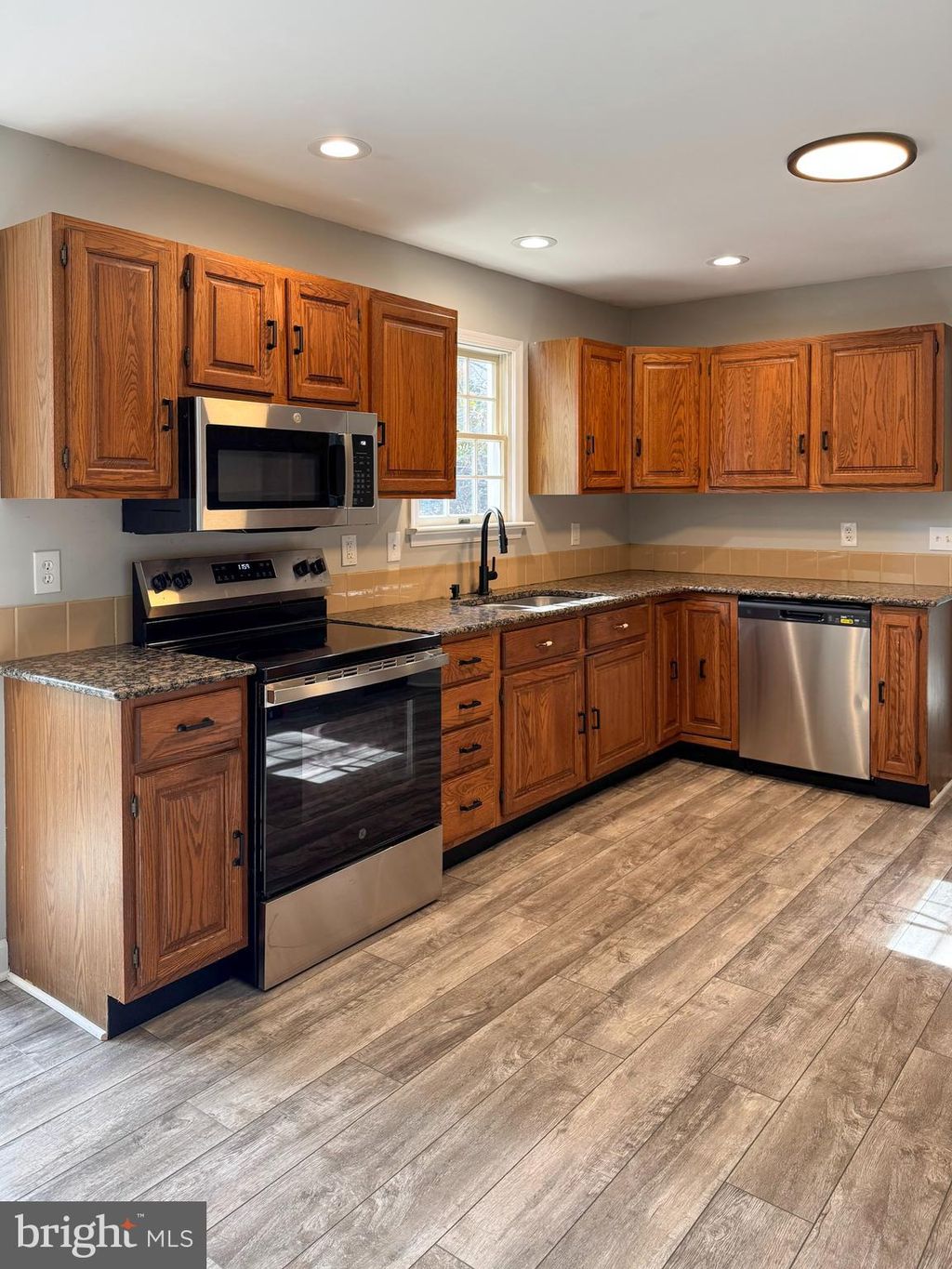 Photo of 200 Mountain Road, LEWISBERRY, PA 17339 (MLS # PAYK2092974)