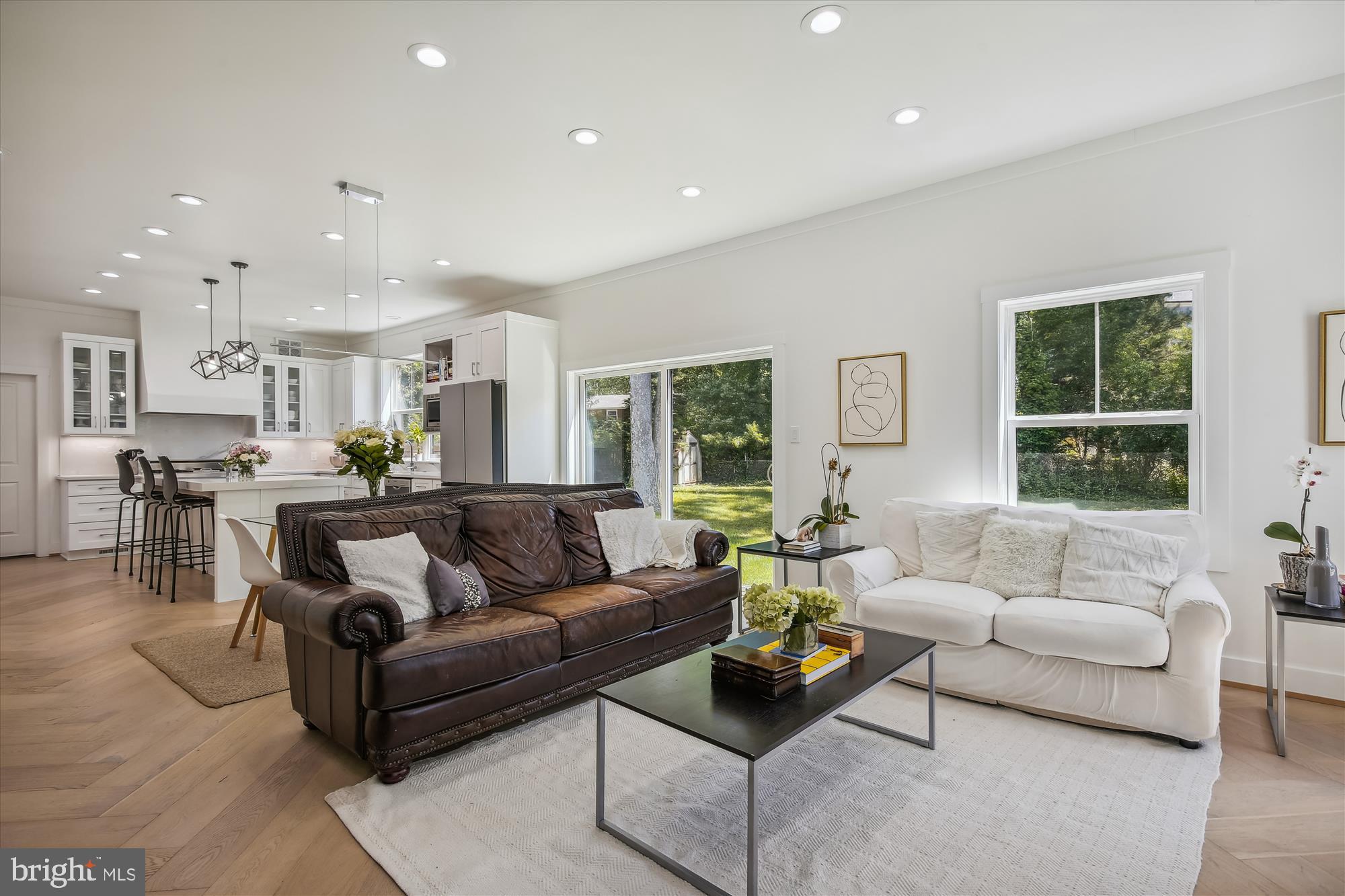 VIENNA WOODS - Residential