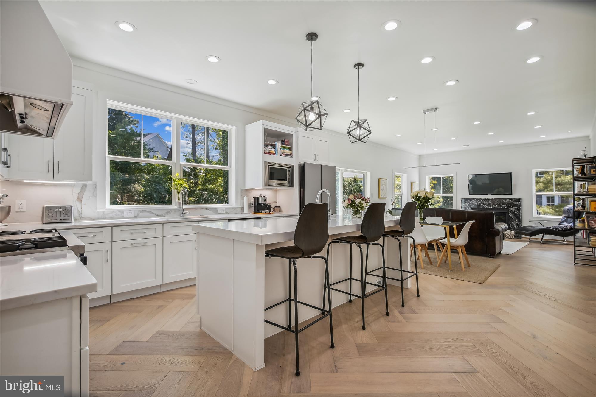 VIENNA WOODS - Residential