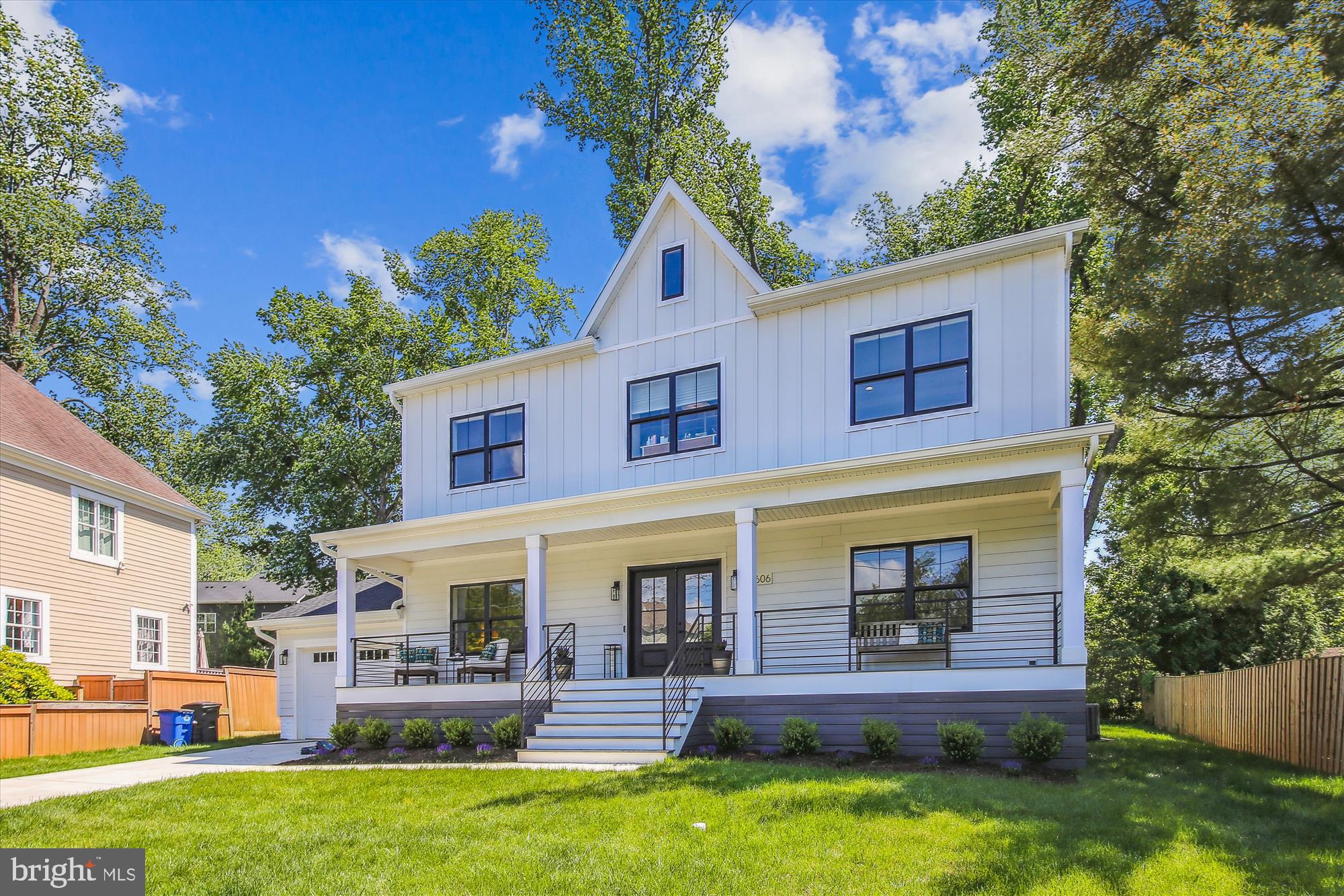 VIENNA WOODS - Residential