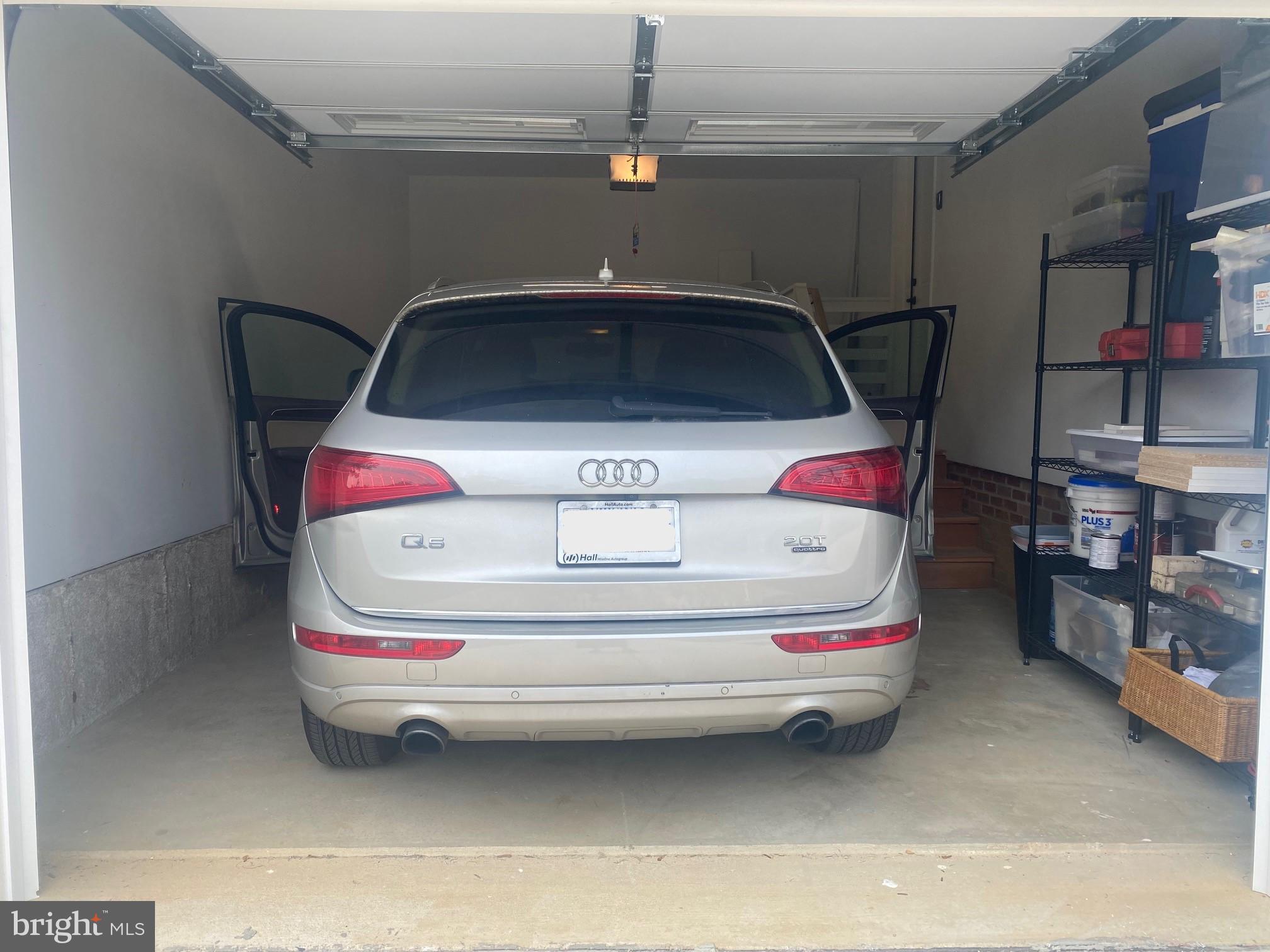 VIENNA WOODS - Residential