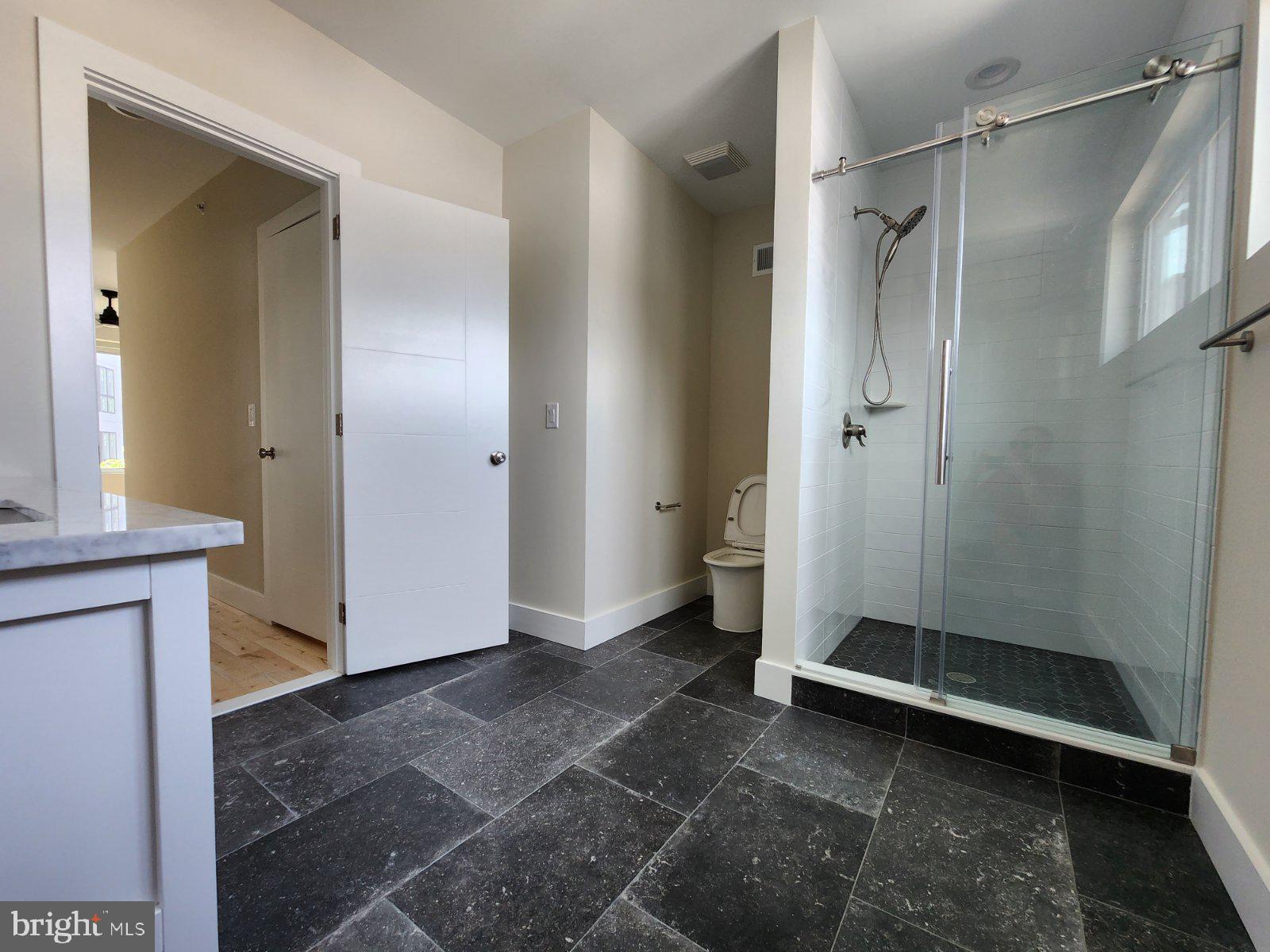 POINT BREEZE - Residential Lease