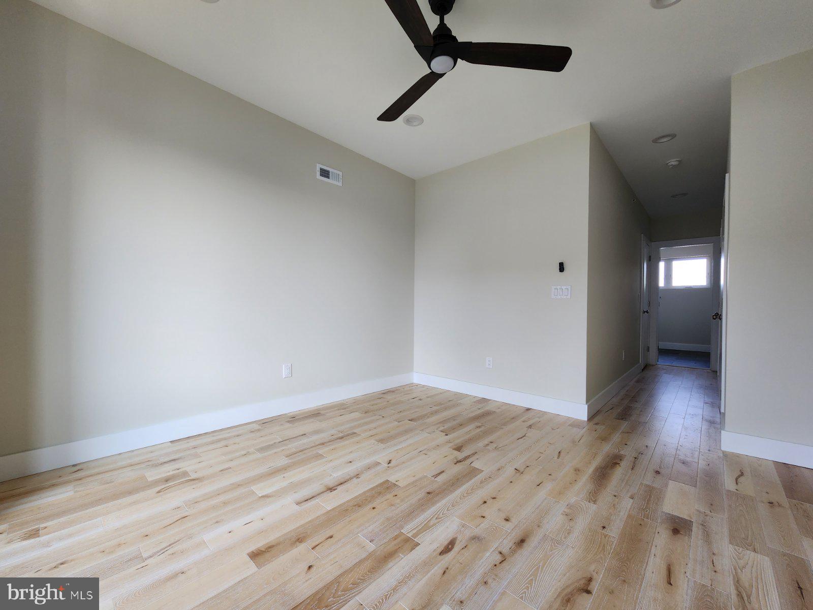 POINT BREEZE - Residential Lease