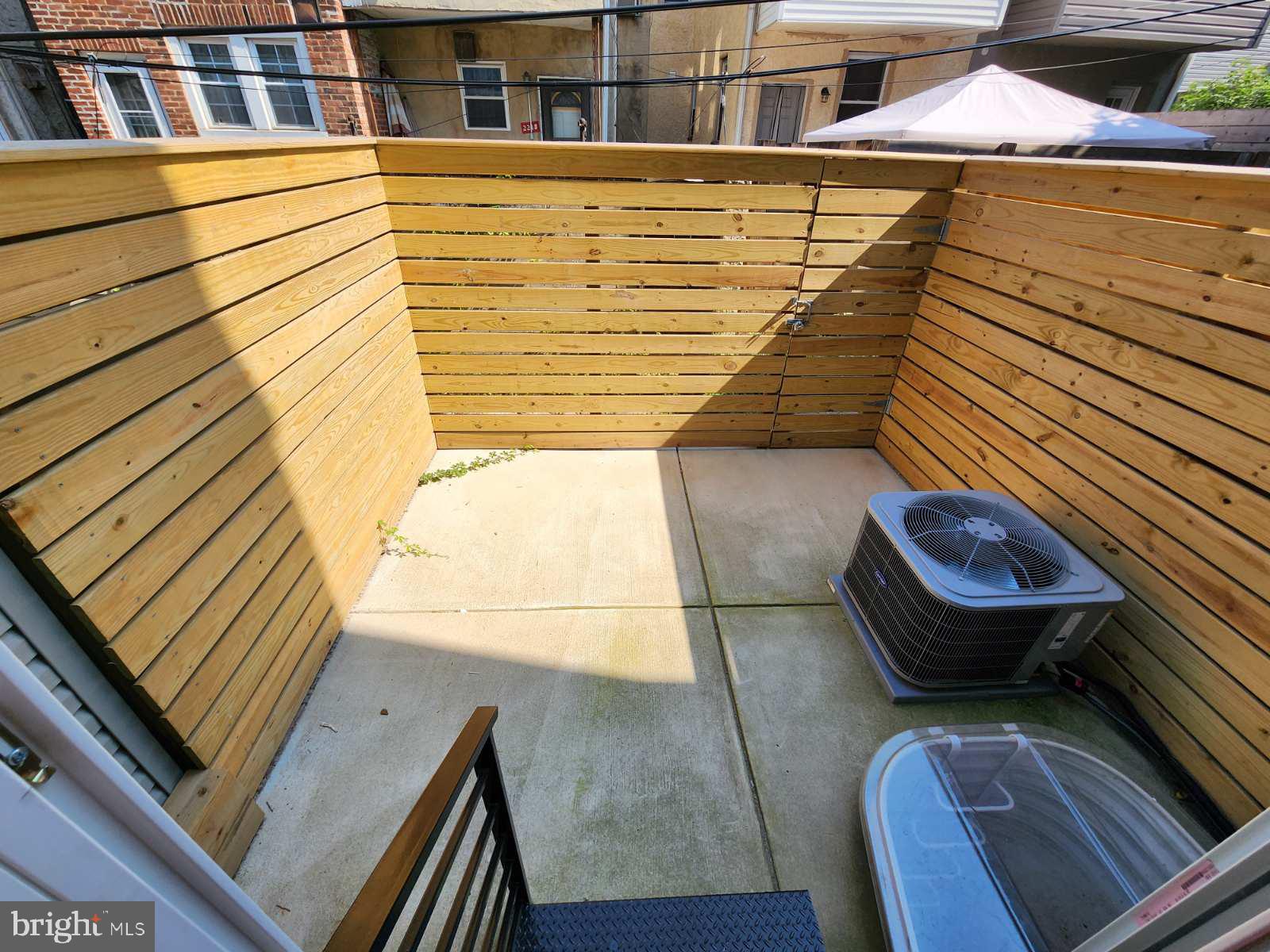 POINT BREEZE - Residential Lease