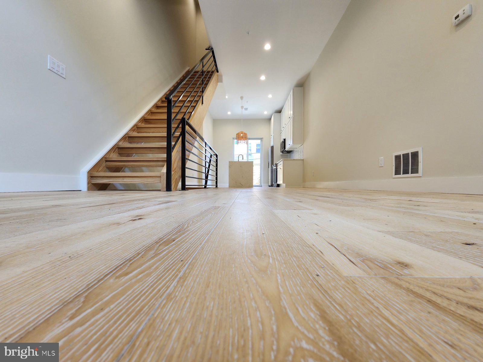 POINT BREEZE - Residential Lease