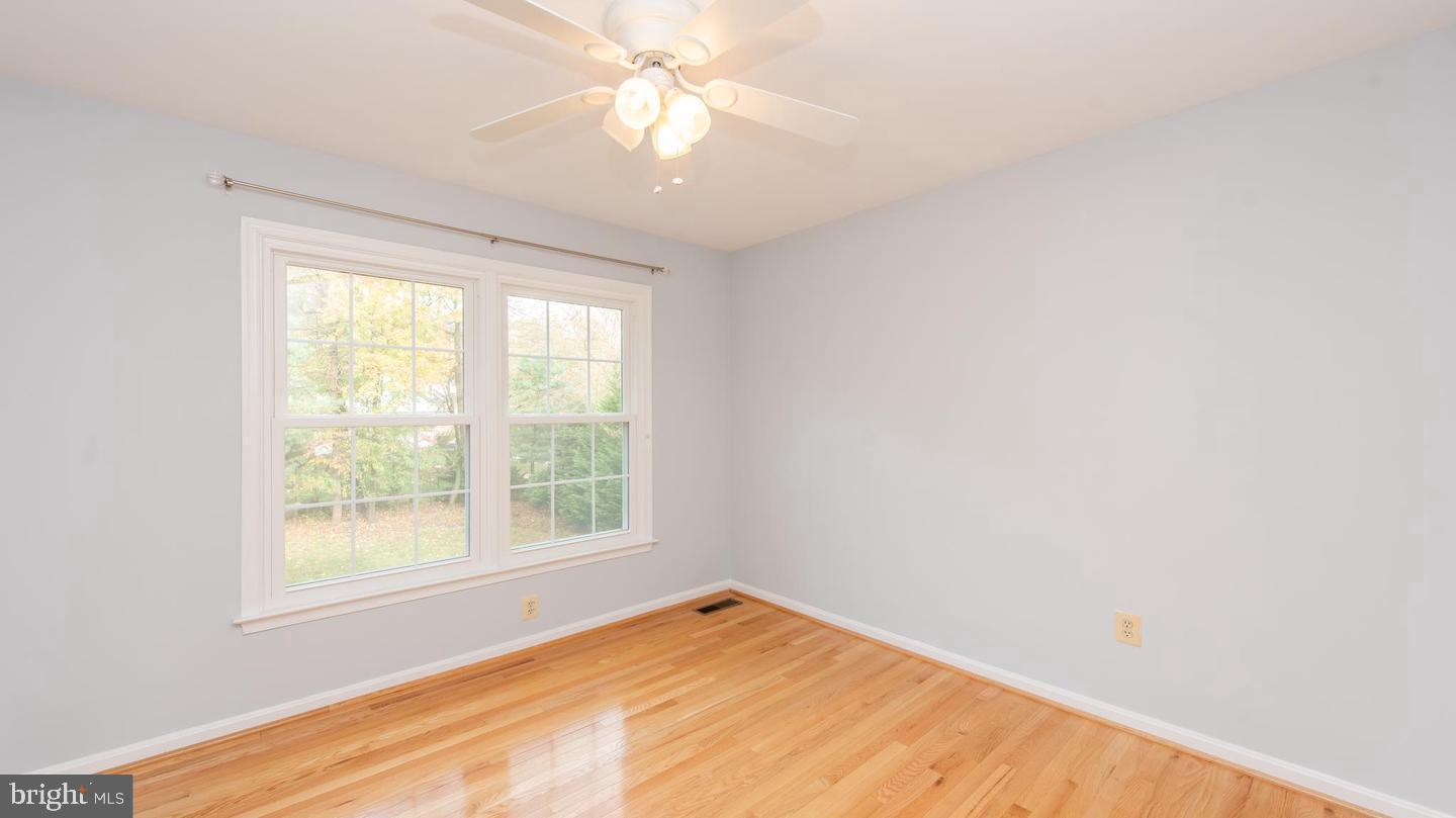 BURLEIGH MANOR - Residential Lease