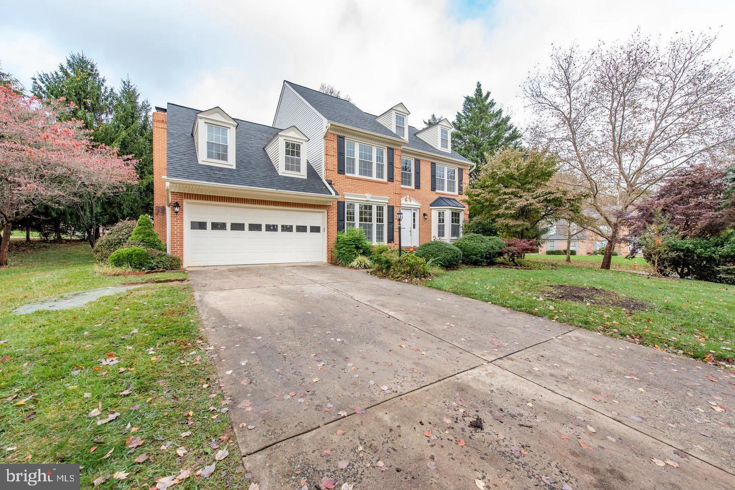 BURLEIGH MANOR - Residential Lease