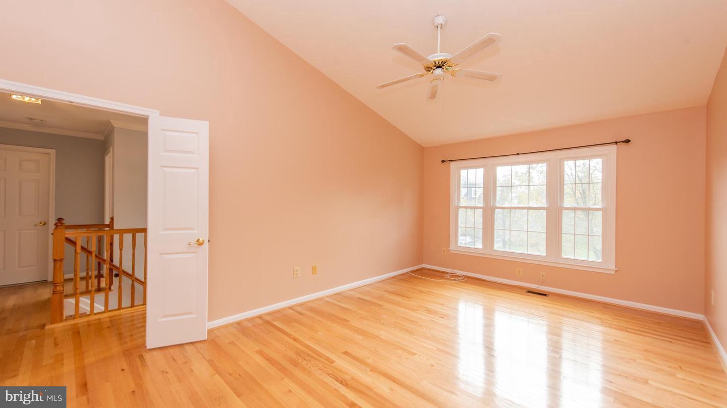 BURLEIGH MANOR - Residential Lease