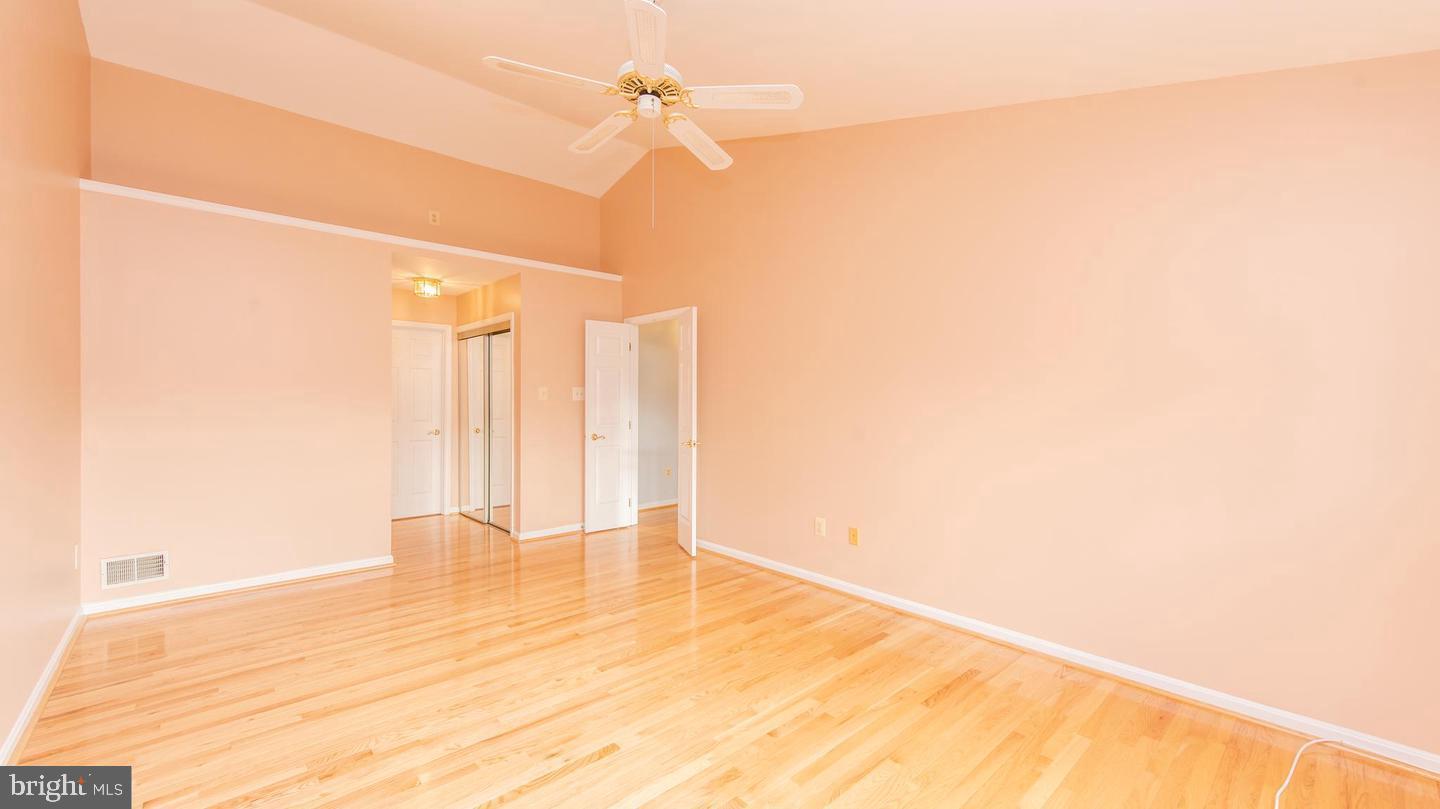 BURLEIGH MANOR - Residential Lease