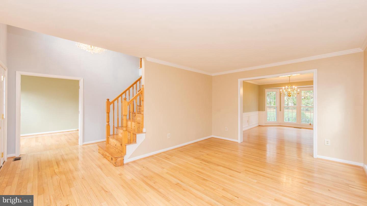 BURLEIGH MANOR - Residential Lease