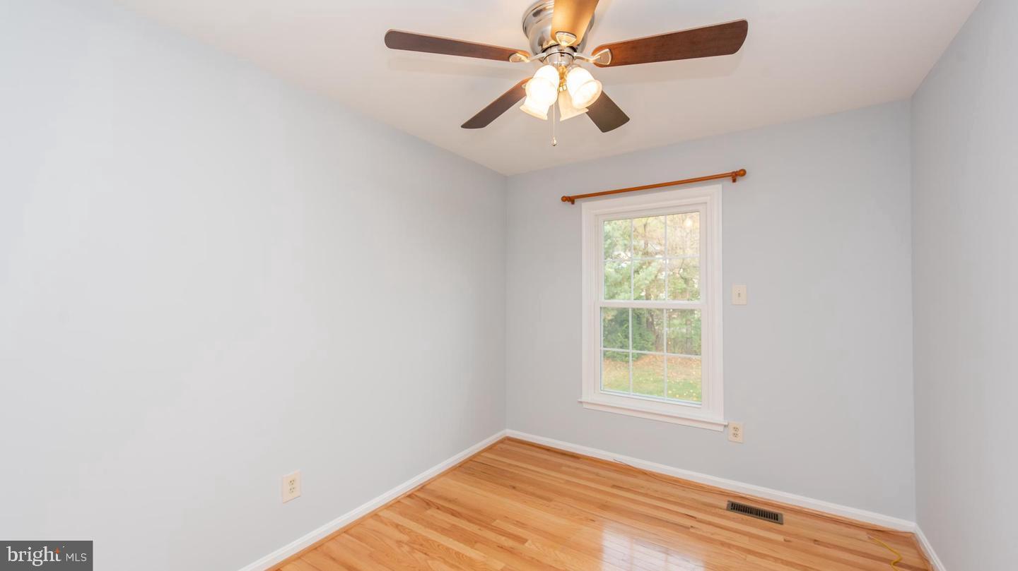 BURLEIGH MANOR - Residential Lease