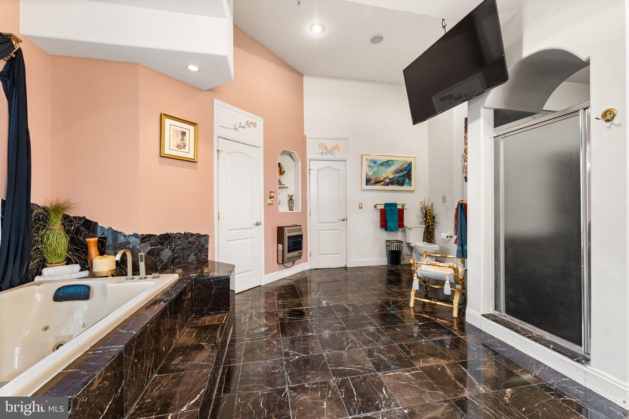 CHELTENHAM - Residential