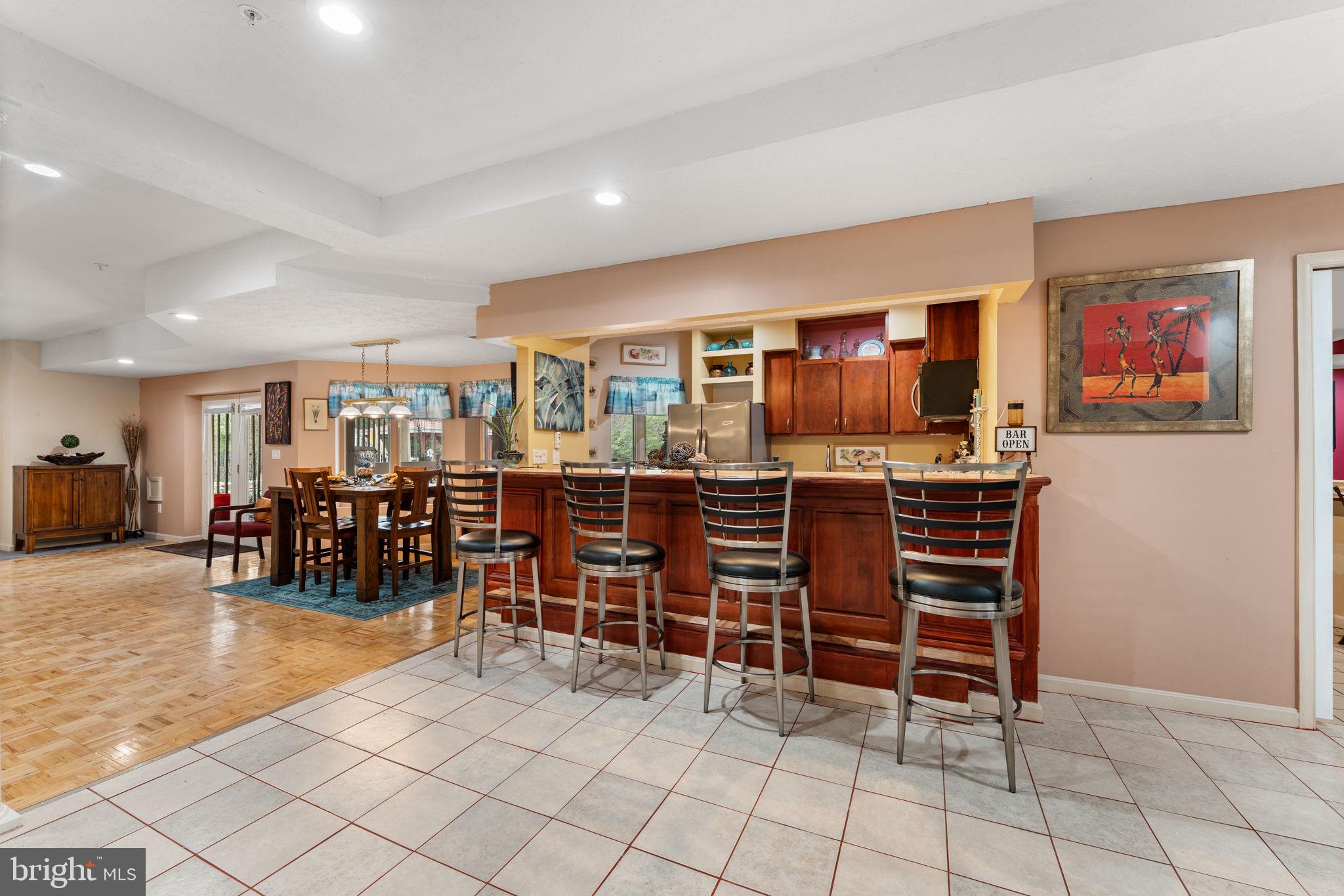 CHELTENHAM - Residential