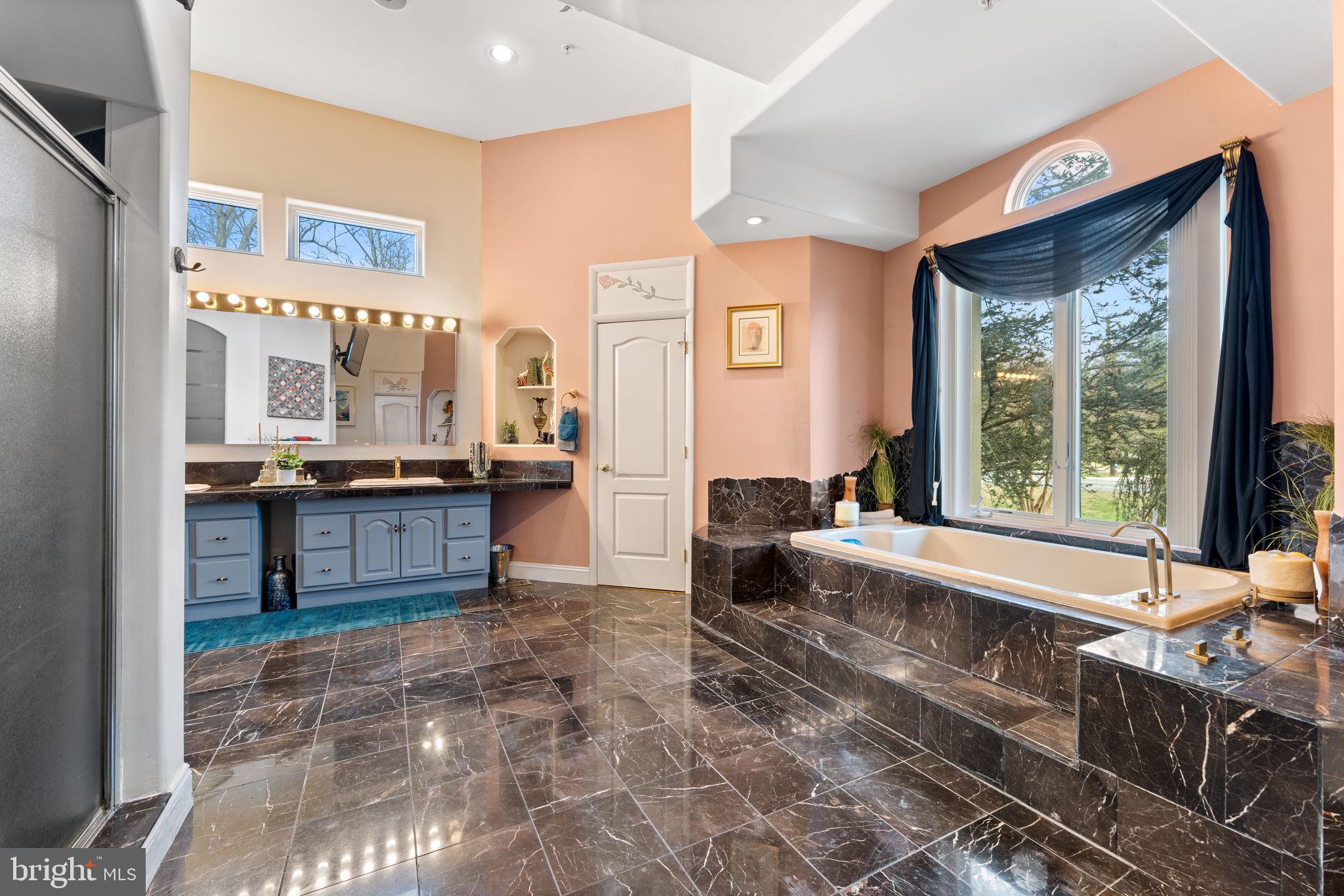 CHELTENHAM - Residential