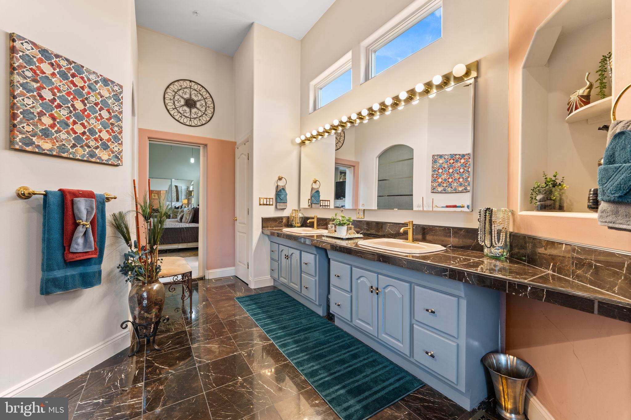 CHELTENHAM - Residential